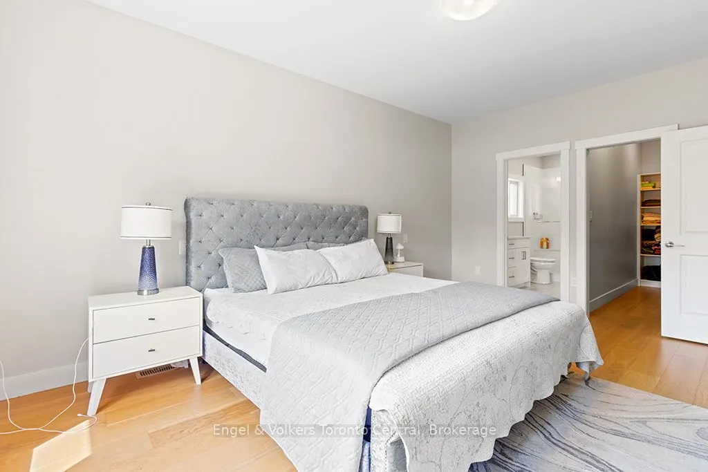 515 4th Street W