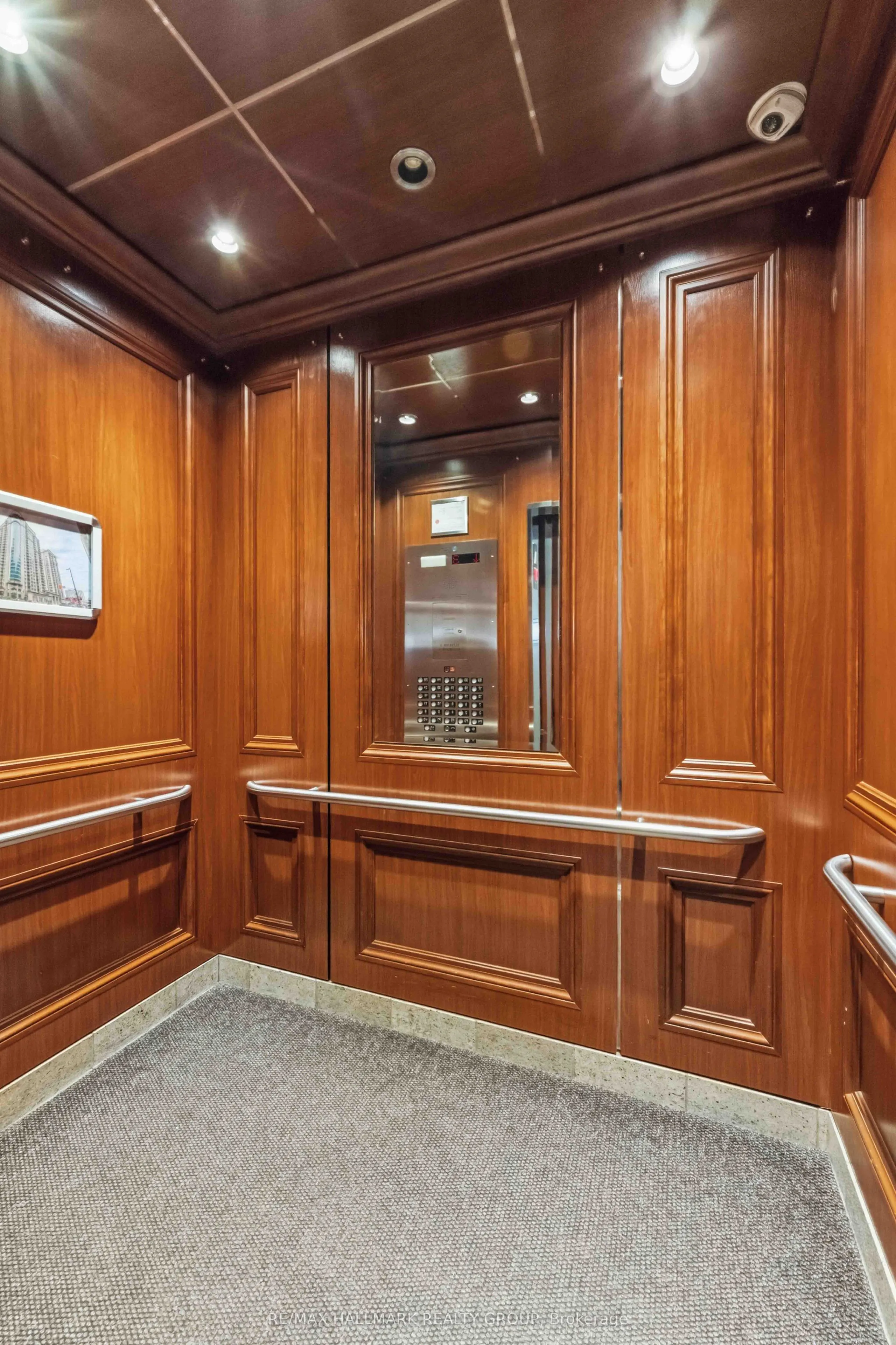234 Rideau Street #1902