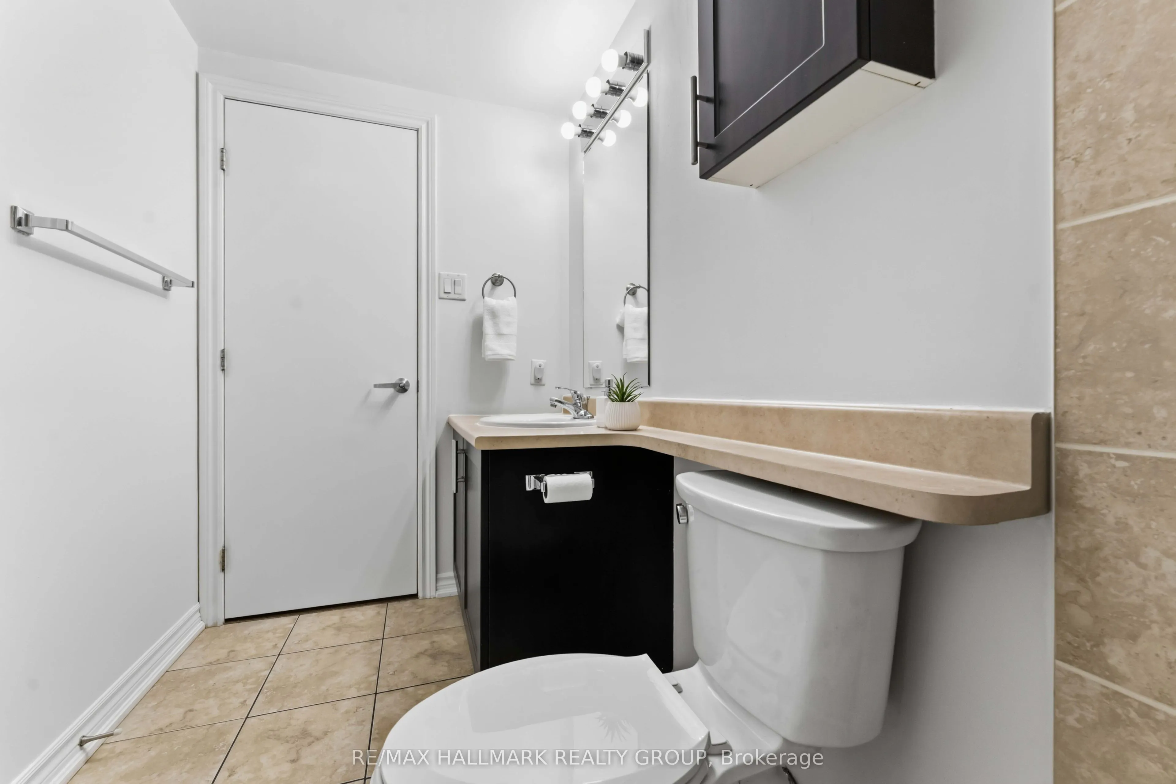 234 Rideau Street #1902