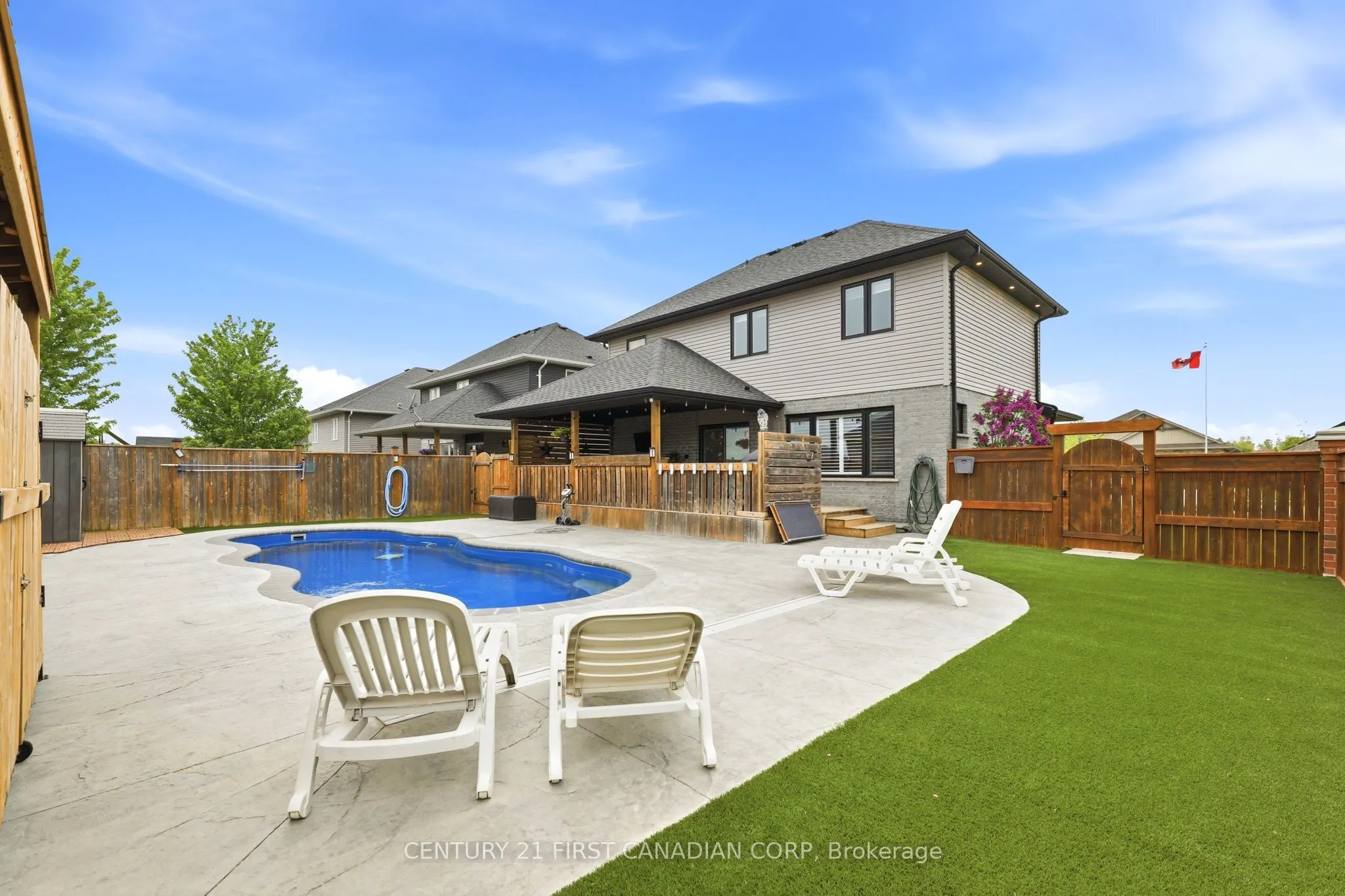 12 Glenwood Street