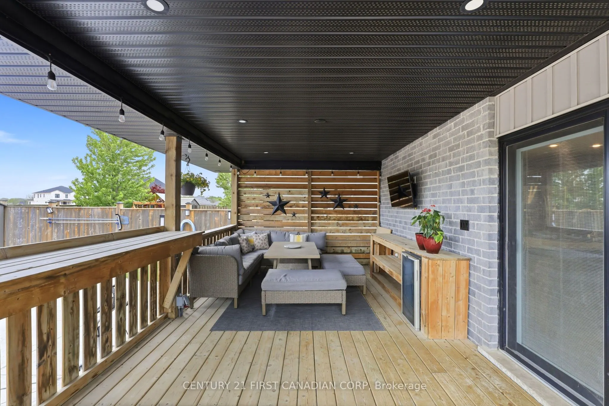12 Glenwood Street