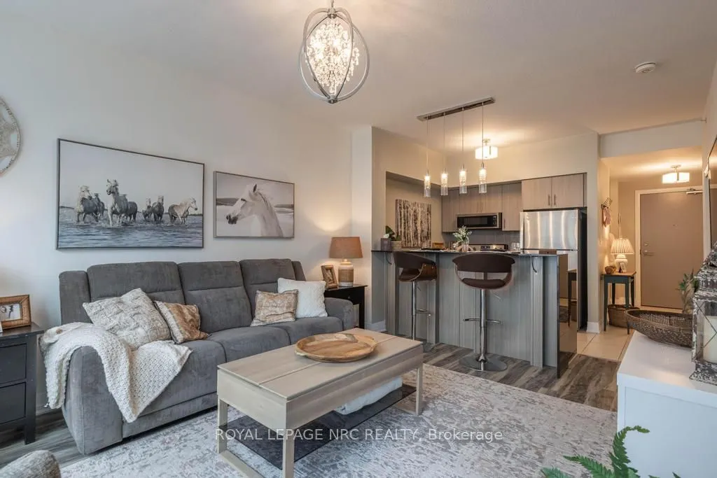 10 Concord Place #412