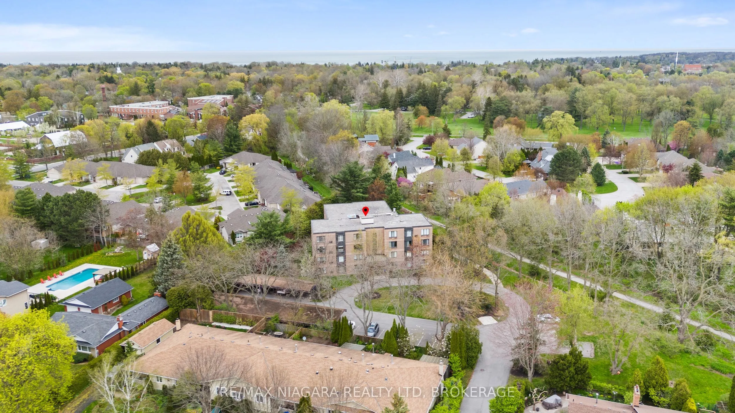 61 Paffard Street #403