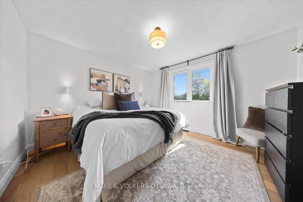 1393 Sutherland Drive