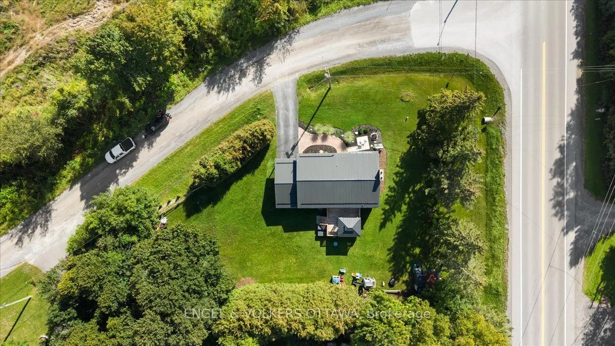 1393 Sutherland Drive