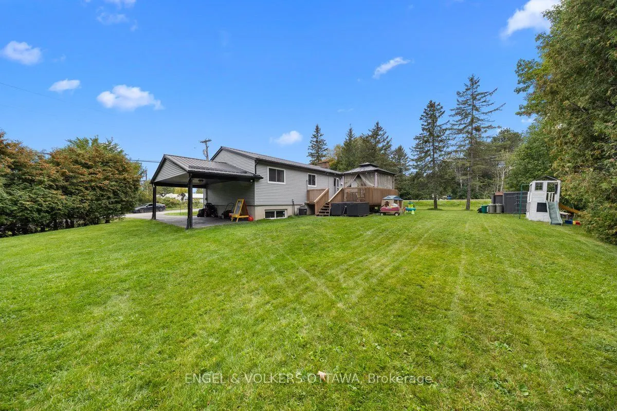 1393 Sutherland Drive