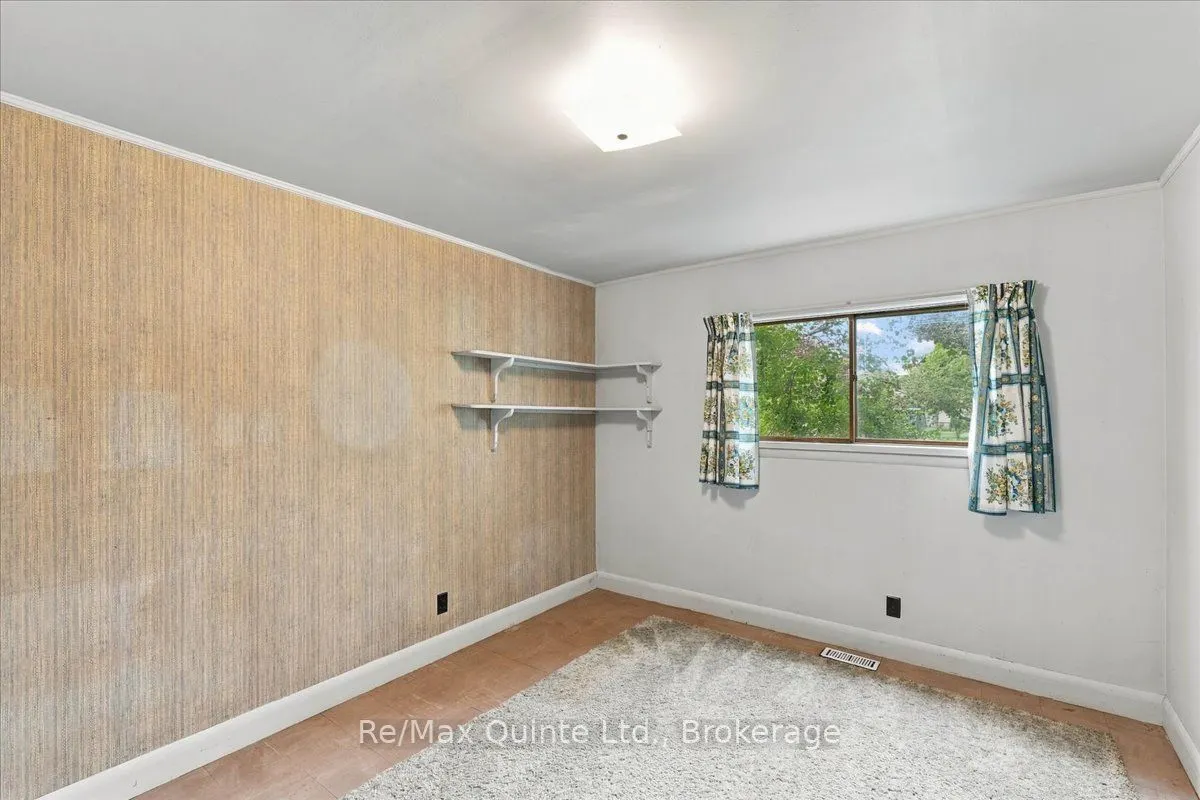 1B Rogers Street