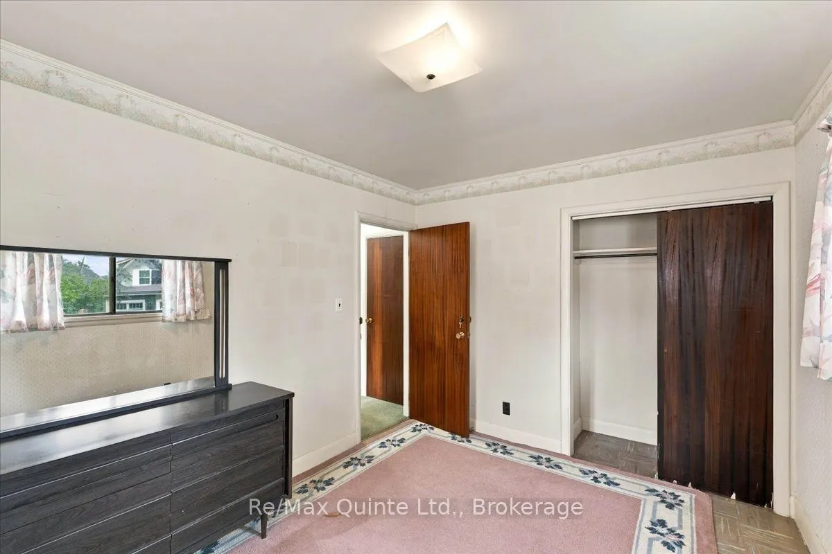 1B Rogers Street