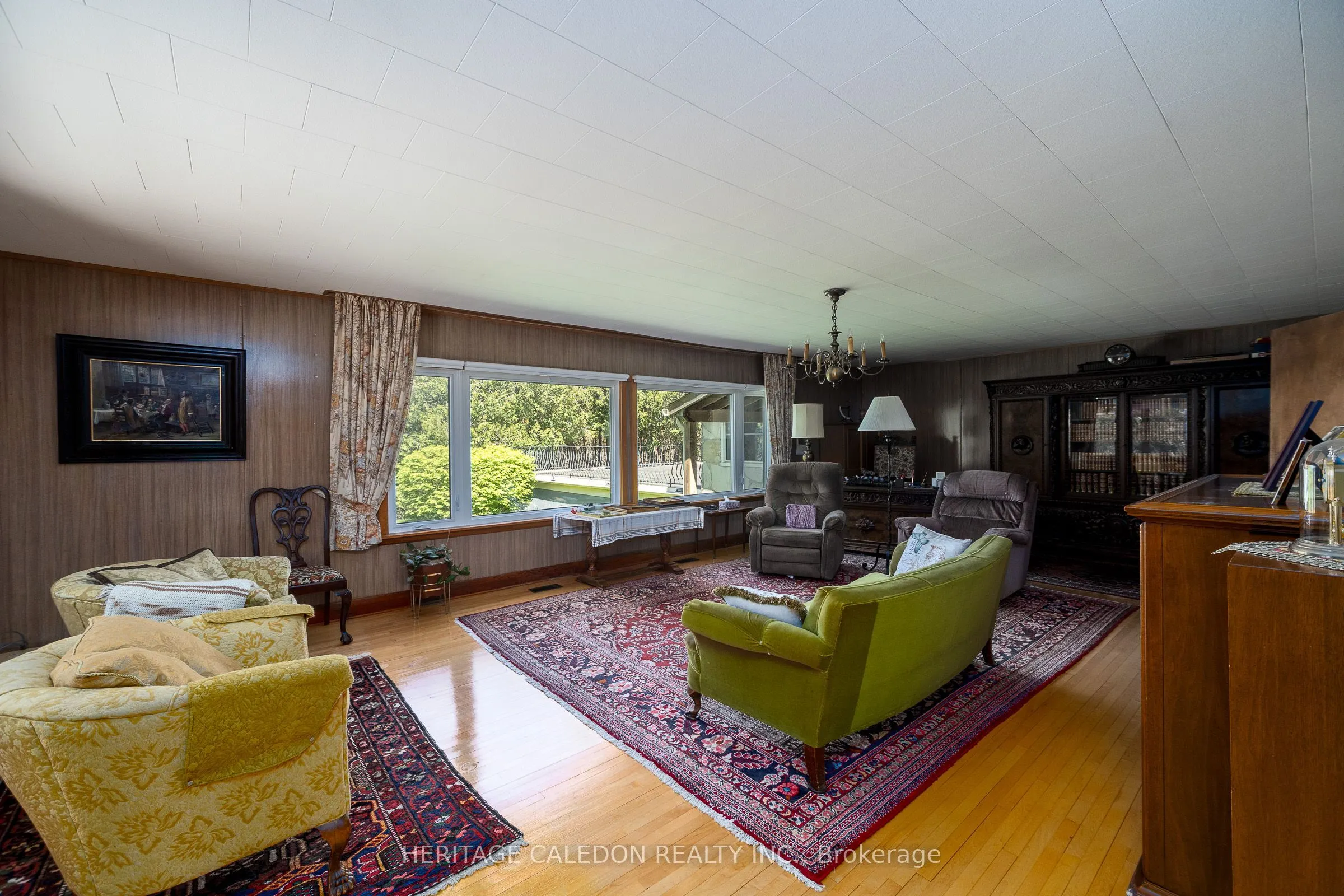 501241 Grey Rd 1