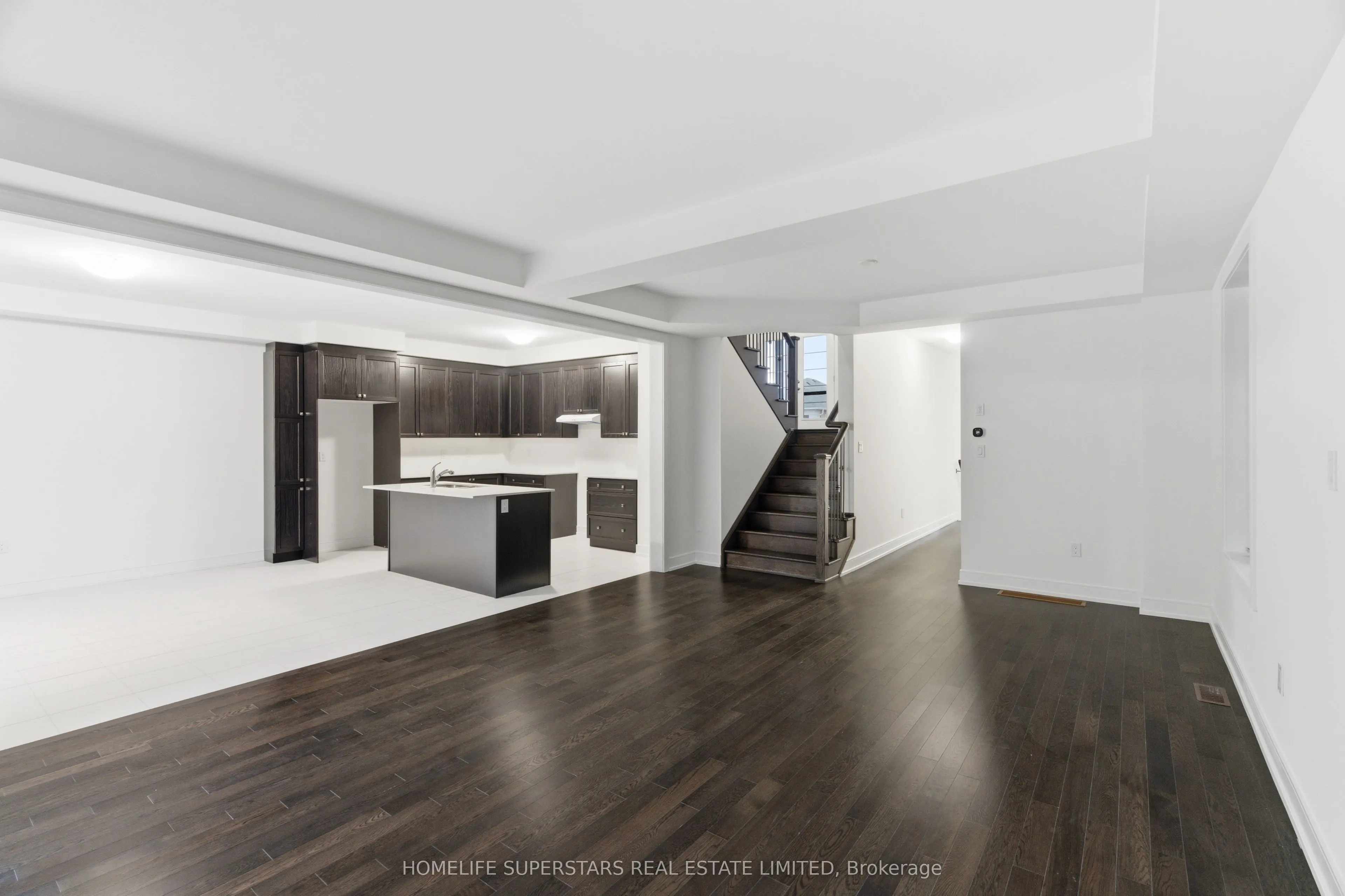 25 Mundell Road