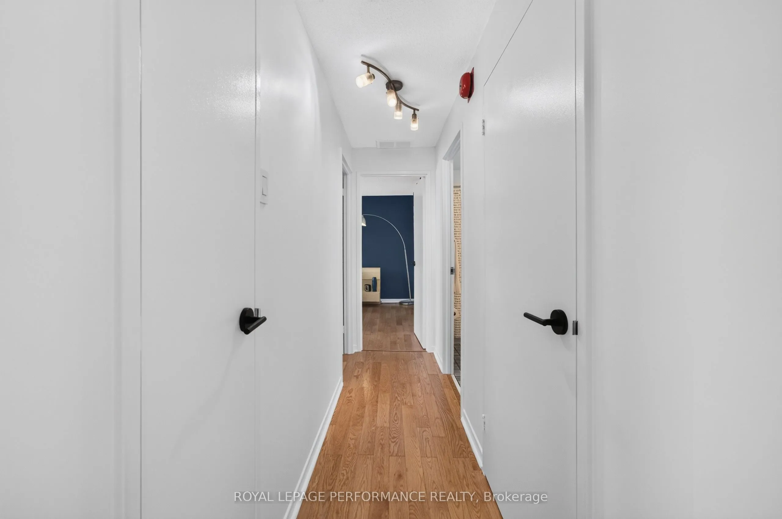 50 Burnside Avenue #407