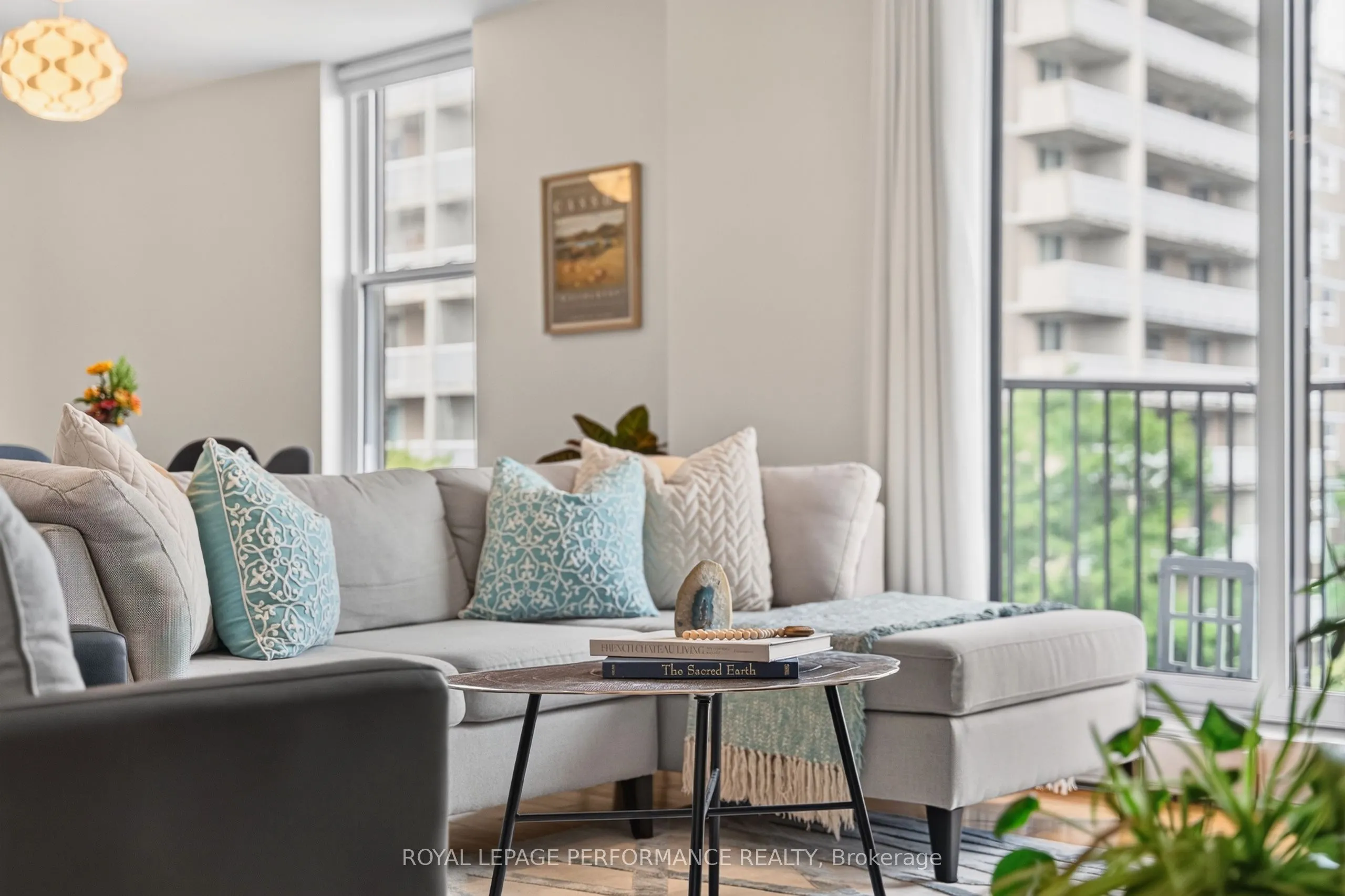 50 Burnside Avenue #407