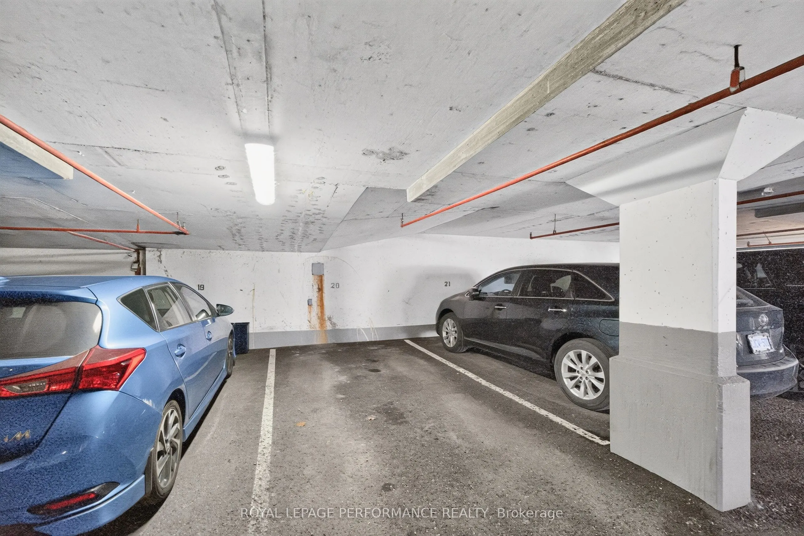 50 Burnside Avenue #407