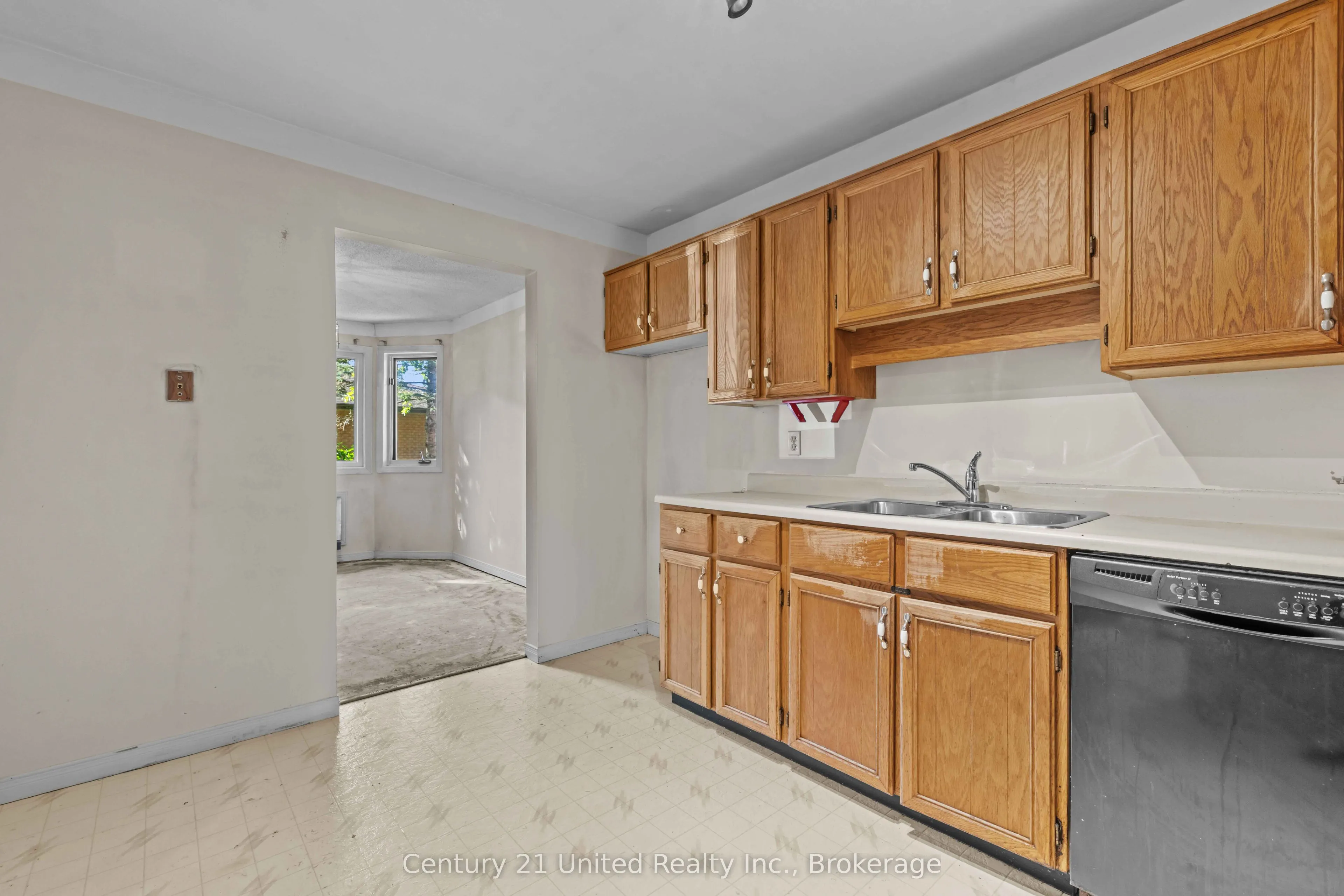 36 Champlain Crescent #10