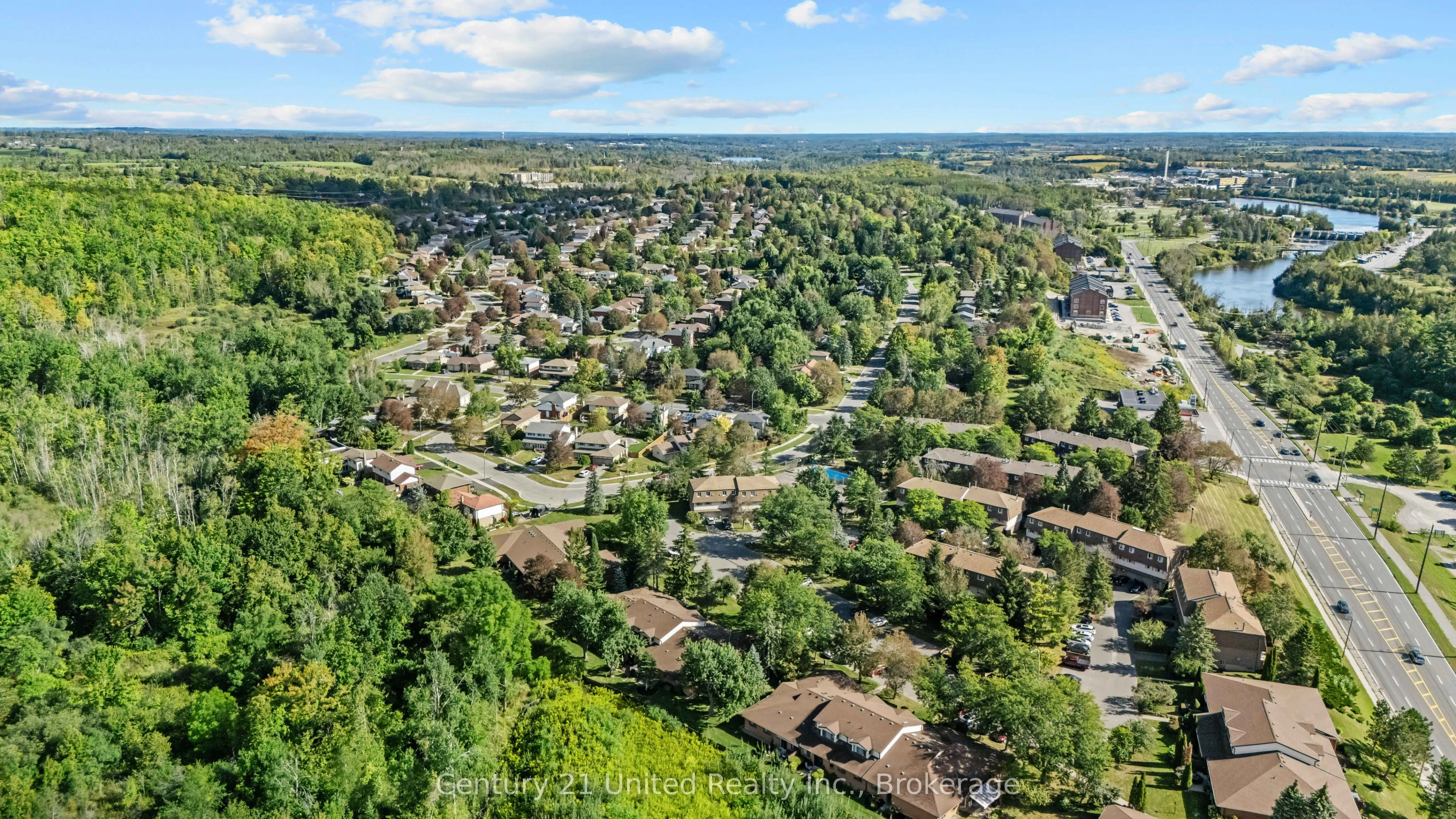 36 Champlain Crescent #10
