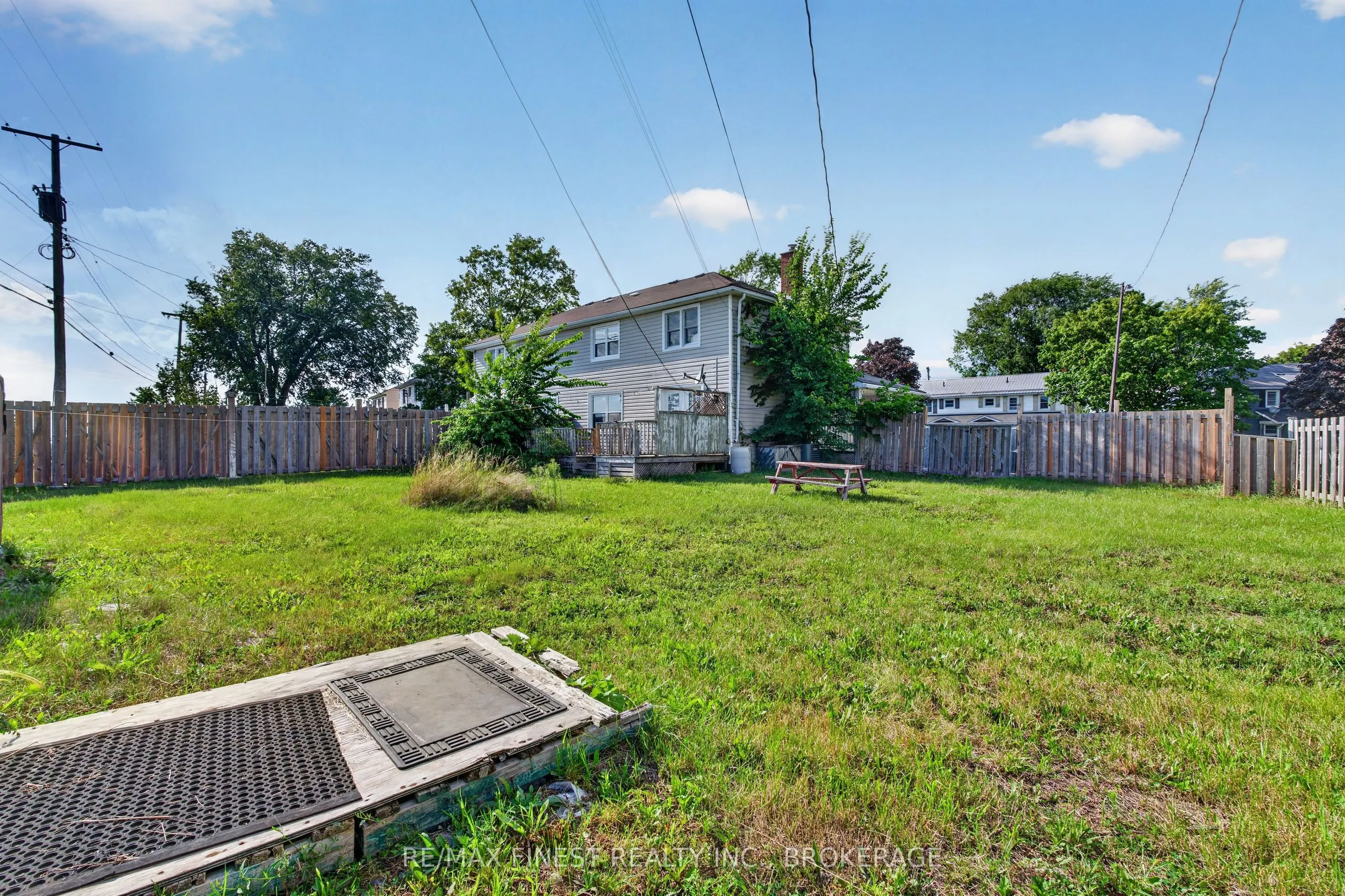 17 London Avenue