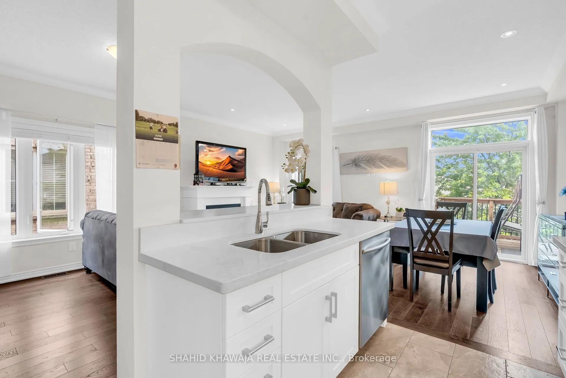 49 Candlewood Court