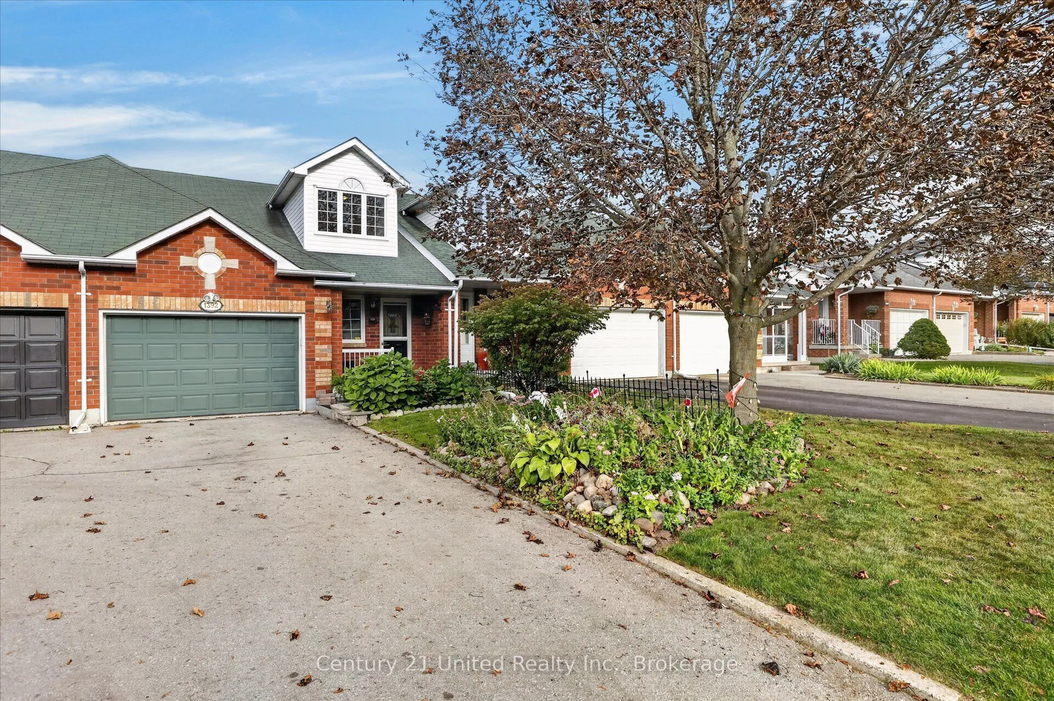 1392 Lillico Crescent
