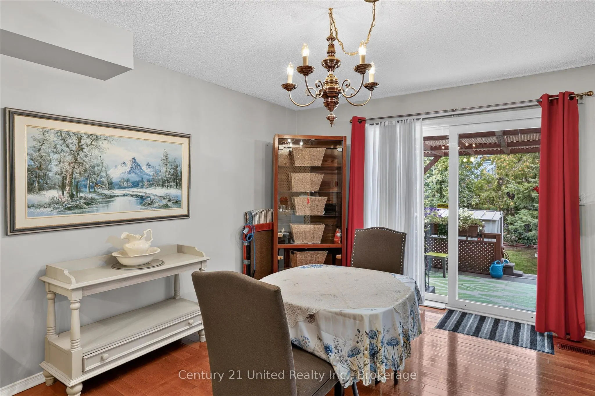 1392 Lillico Crescent