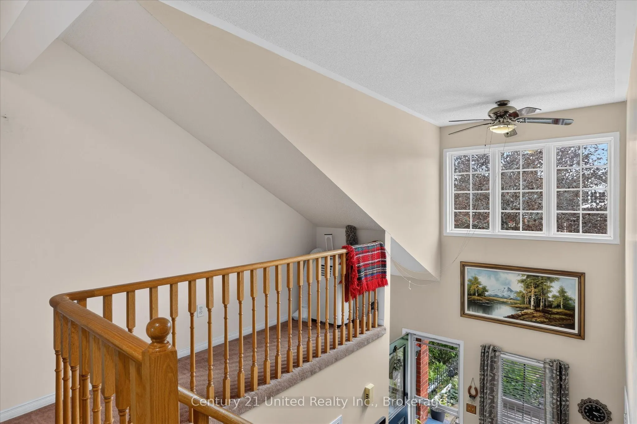 1392 Lillico Crescent