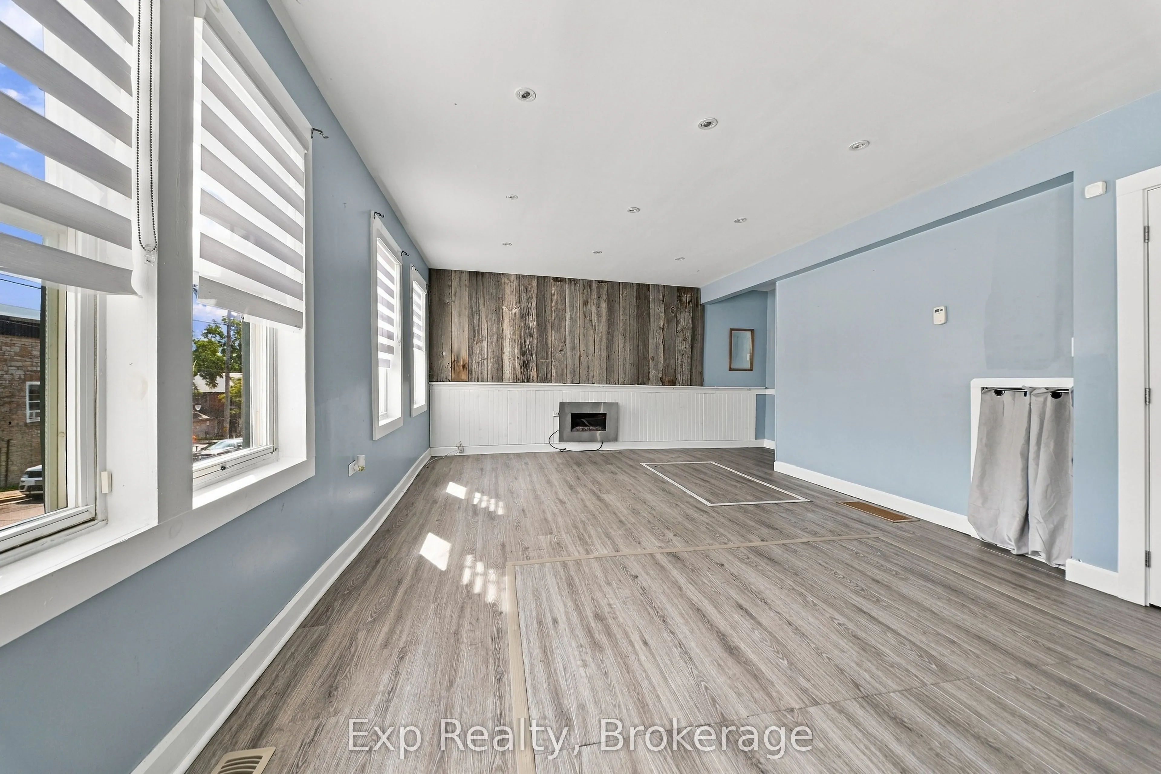 15 Madoc Street