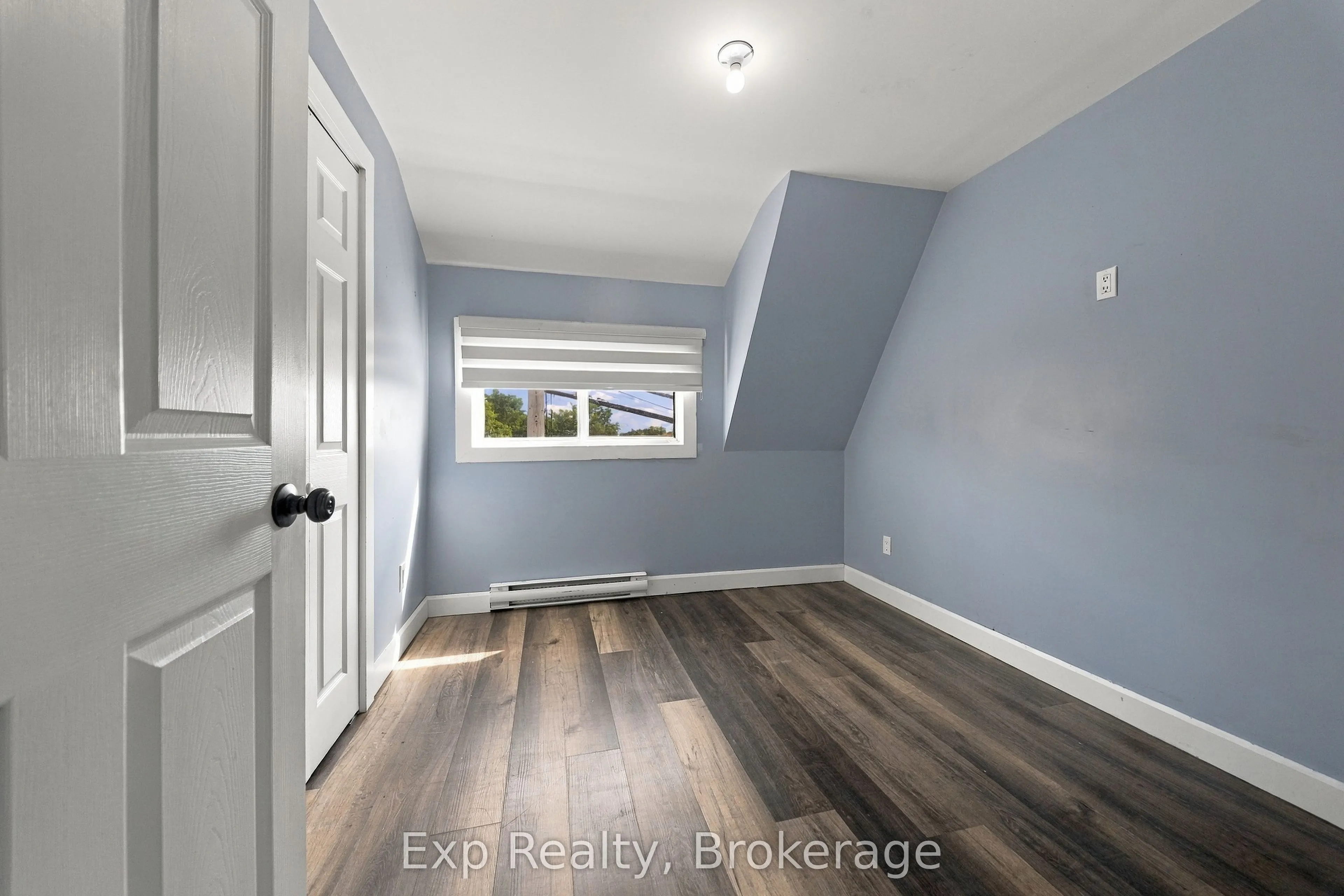 15 Madoc Street