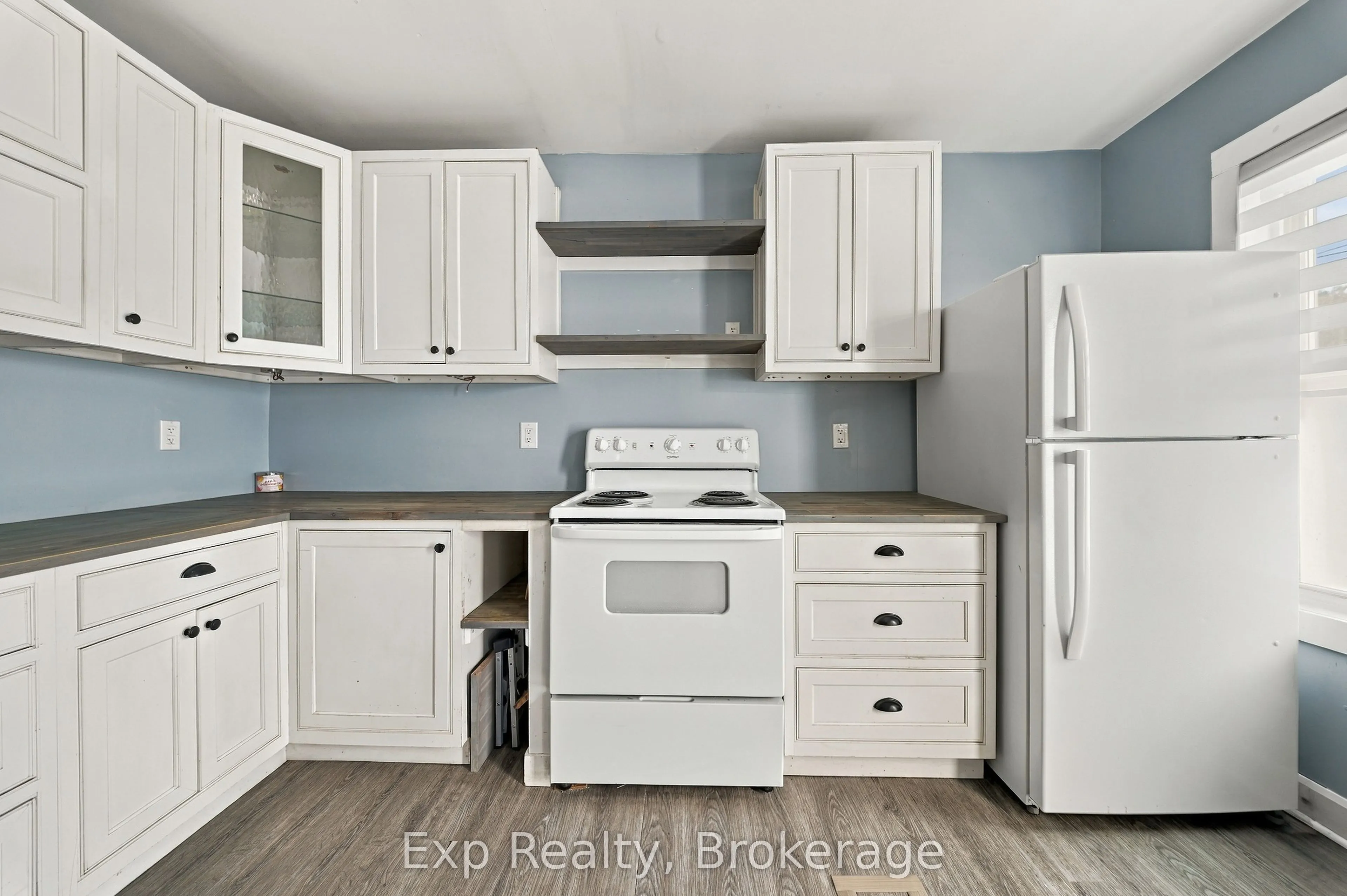 15 Madoc Street
