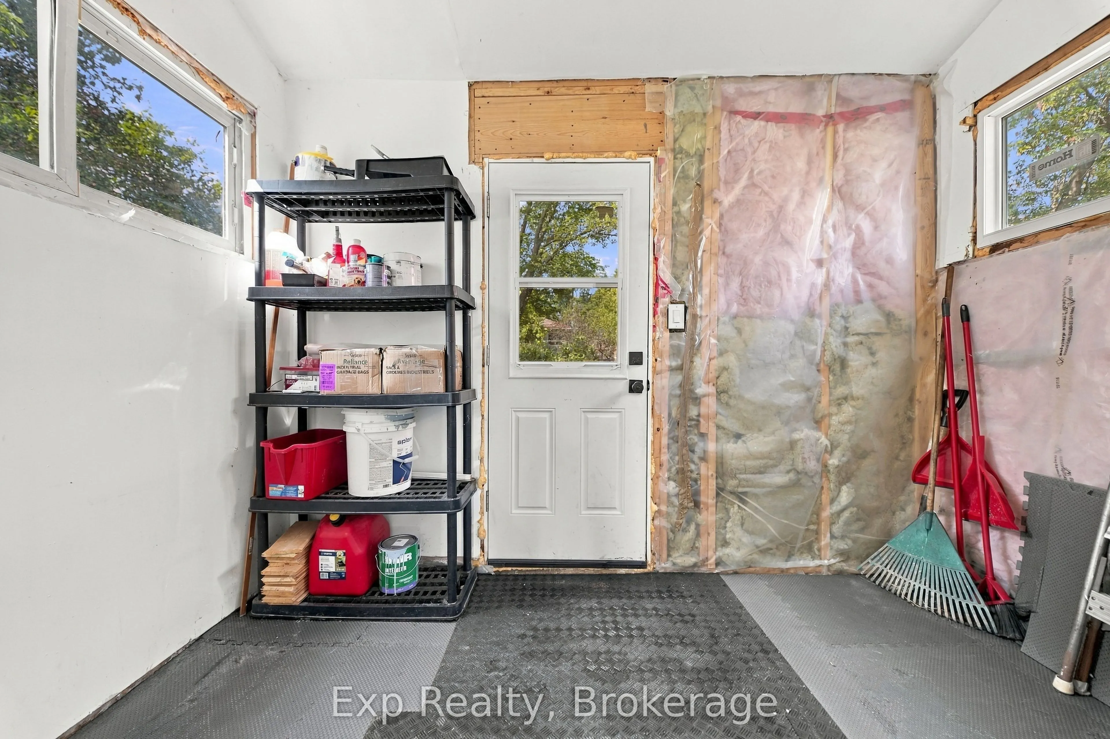 15 Madoc Street
