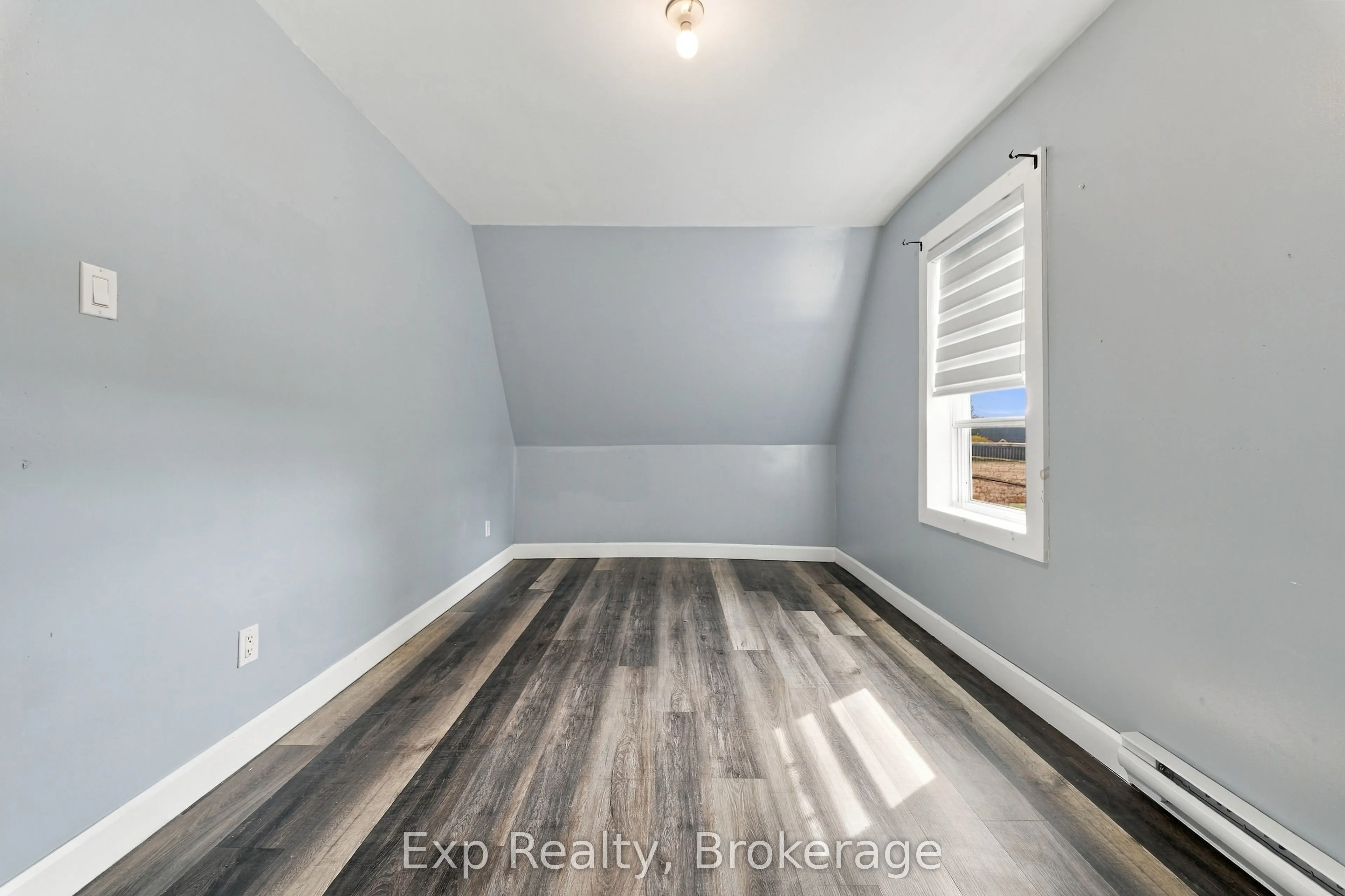 15 Madoc Street