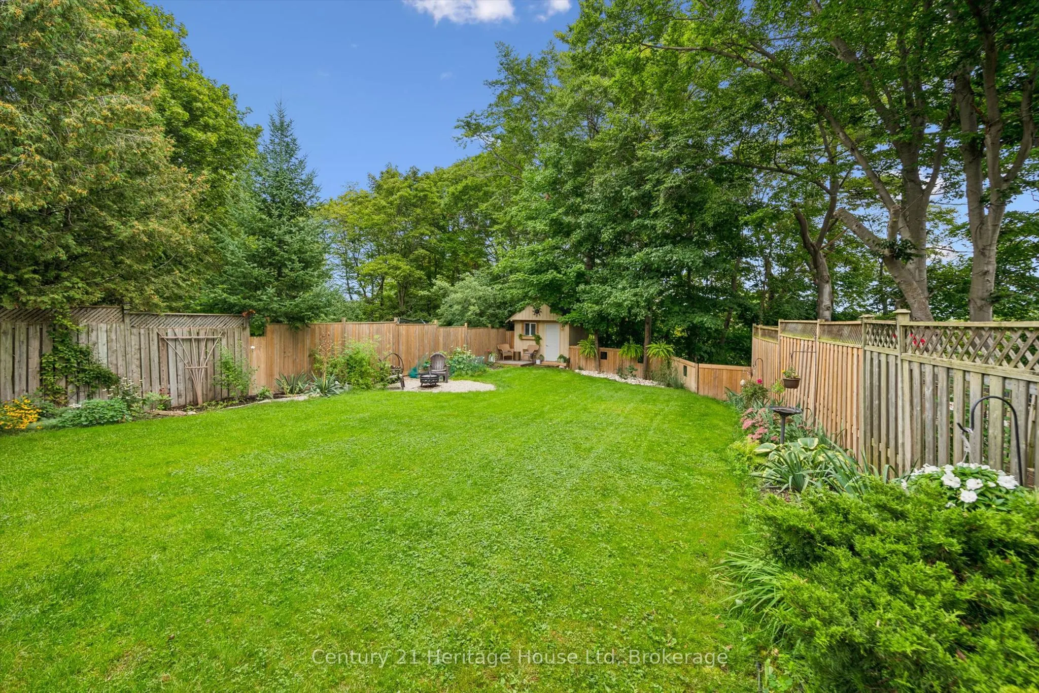 635 Hillview Road