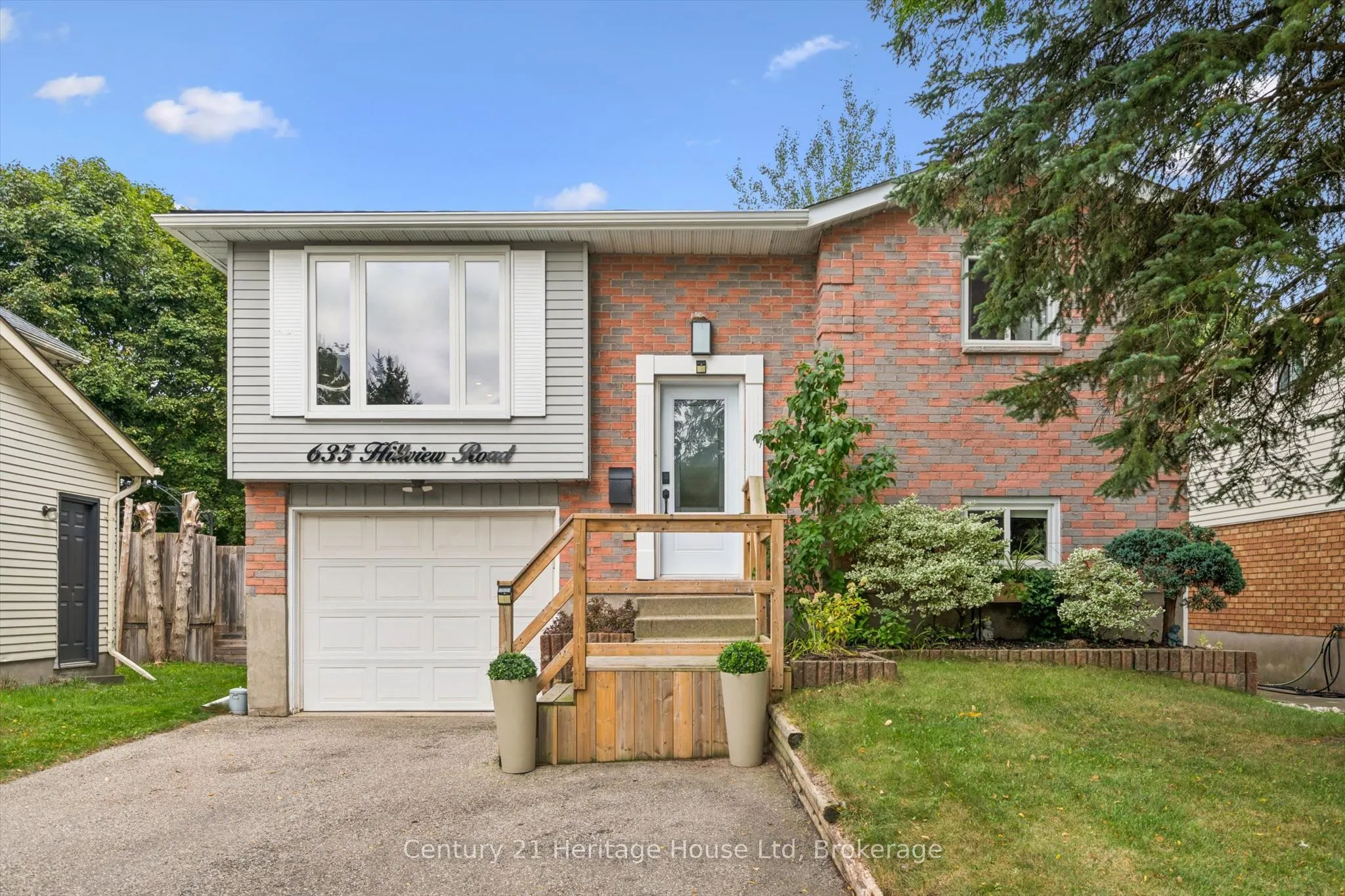 635 Hillview Road