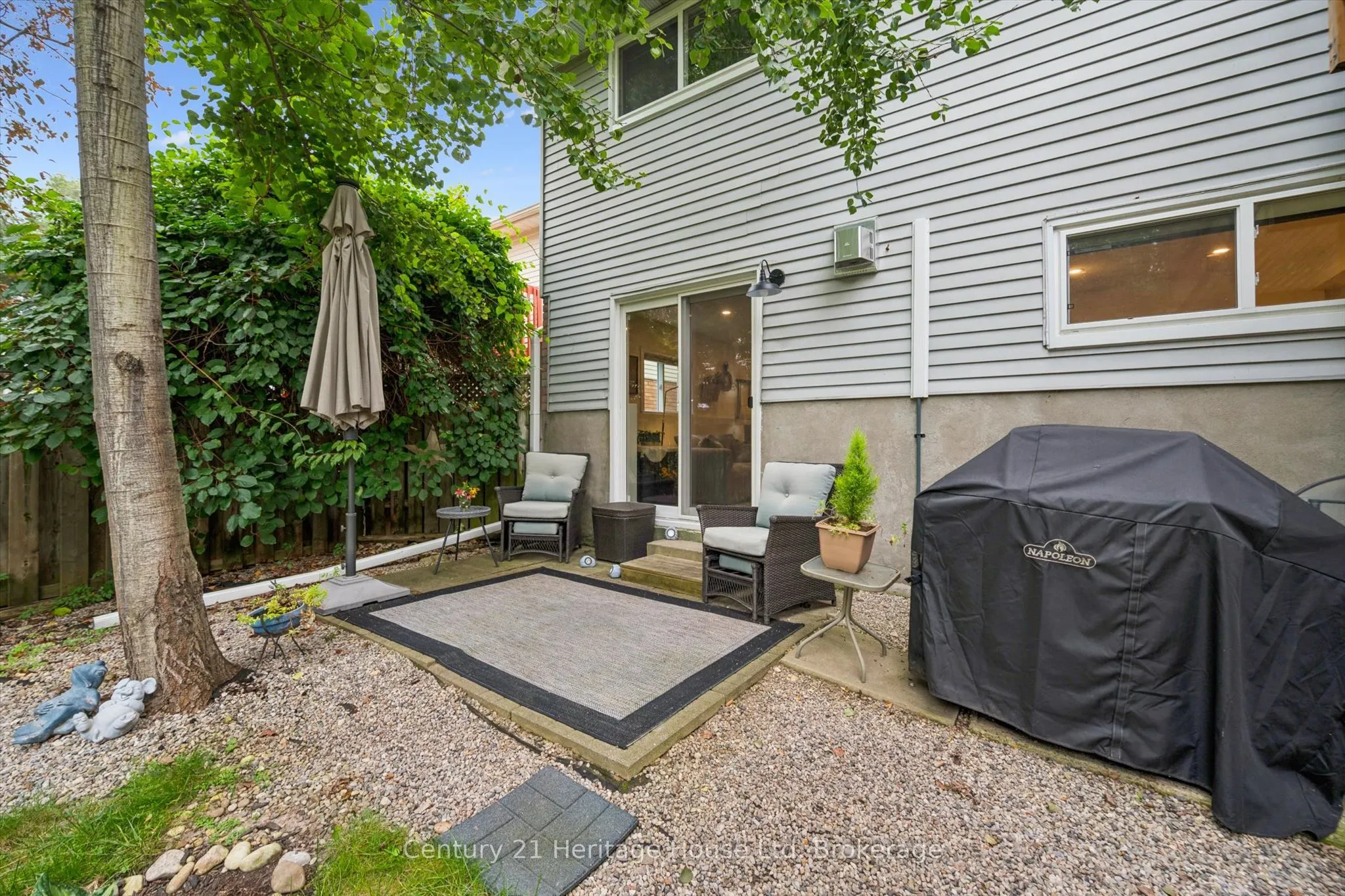 635 Hillview Road