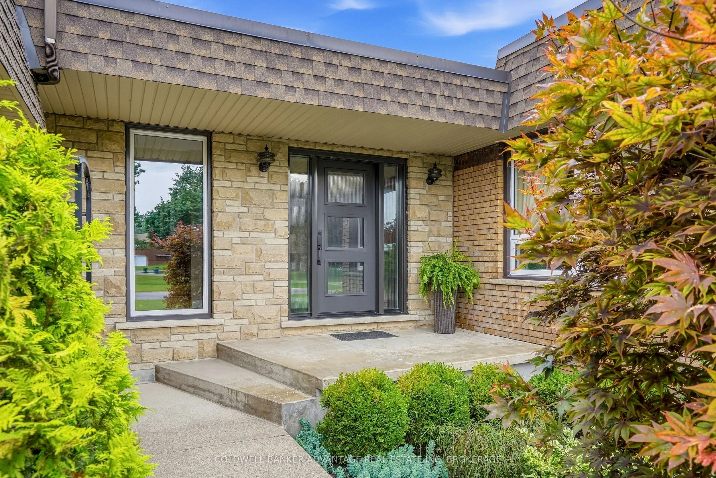 21 Thorncrest Road
