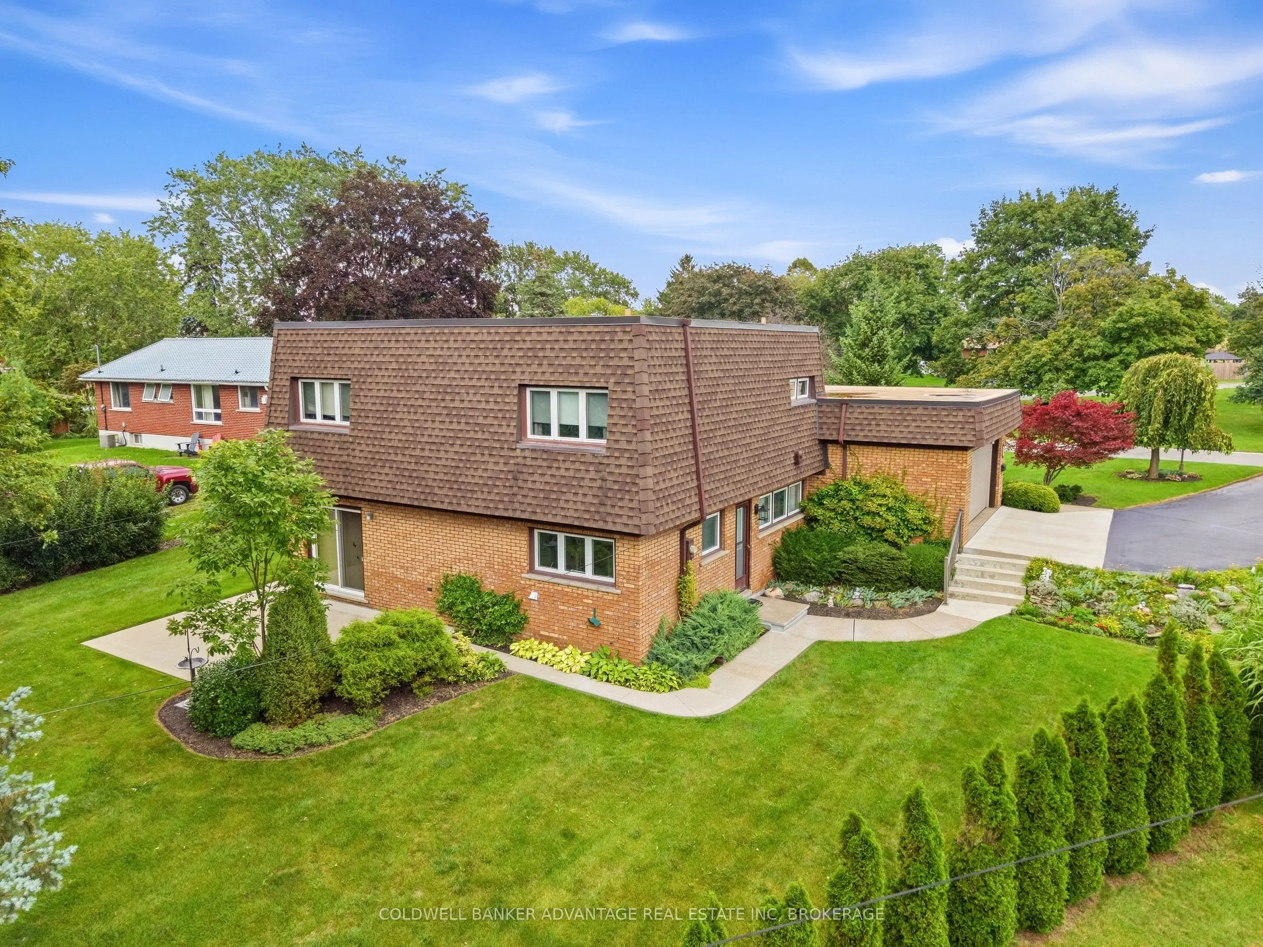 21 Thorncrest Road