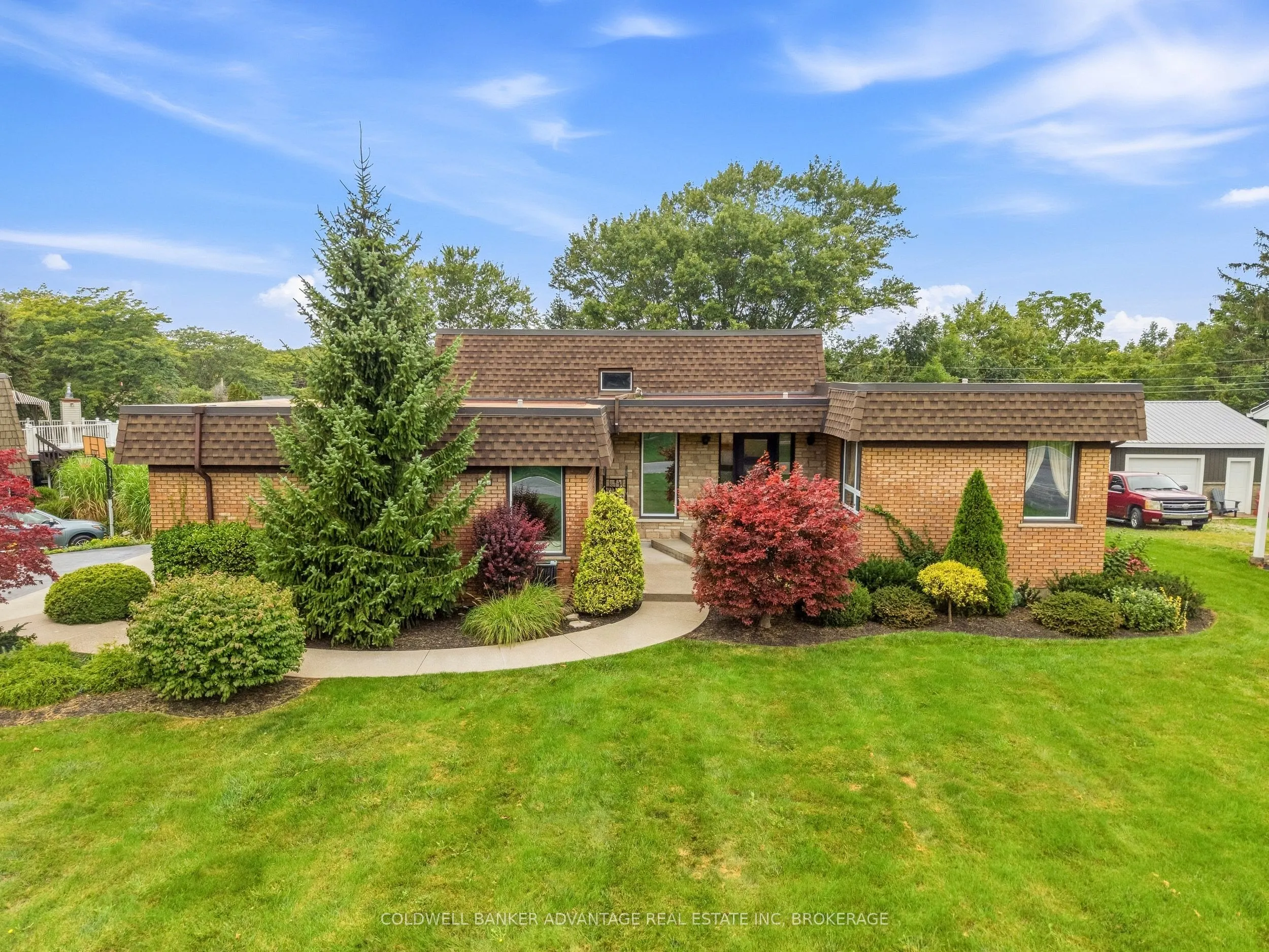 21 Thorncrest Road