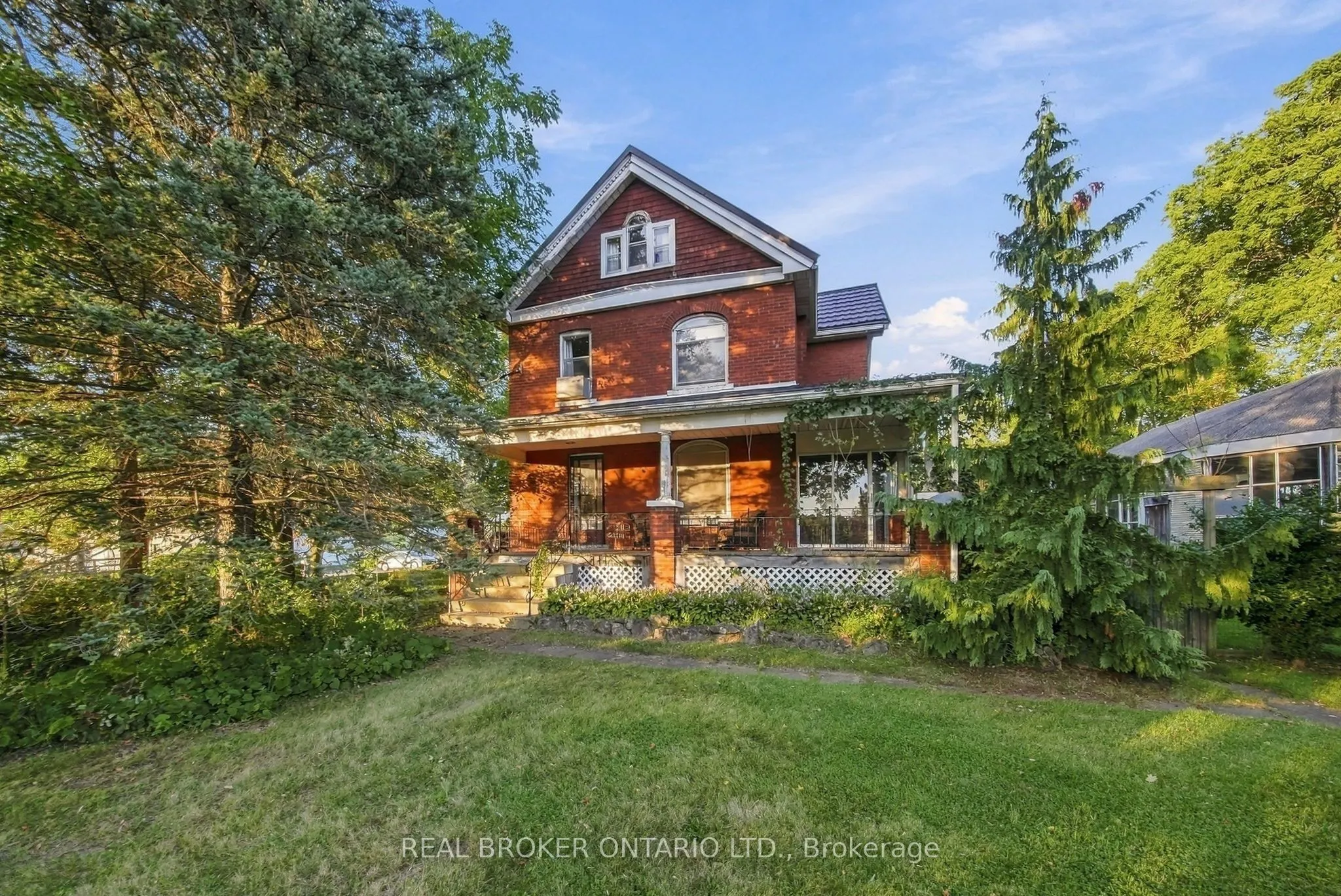 1694 CENTRE RD