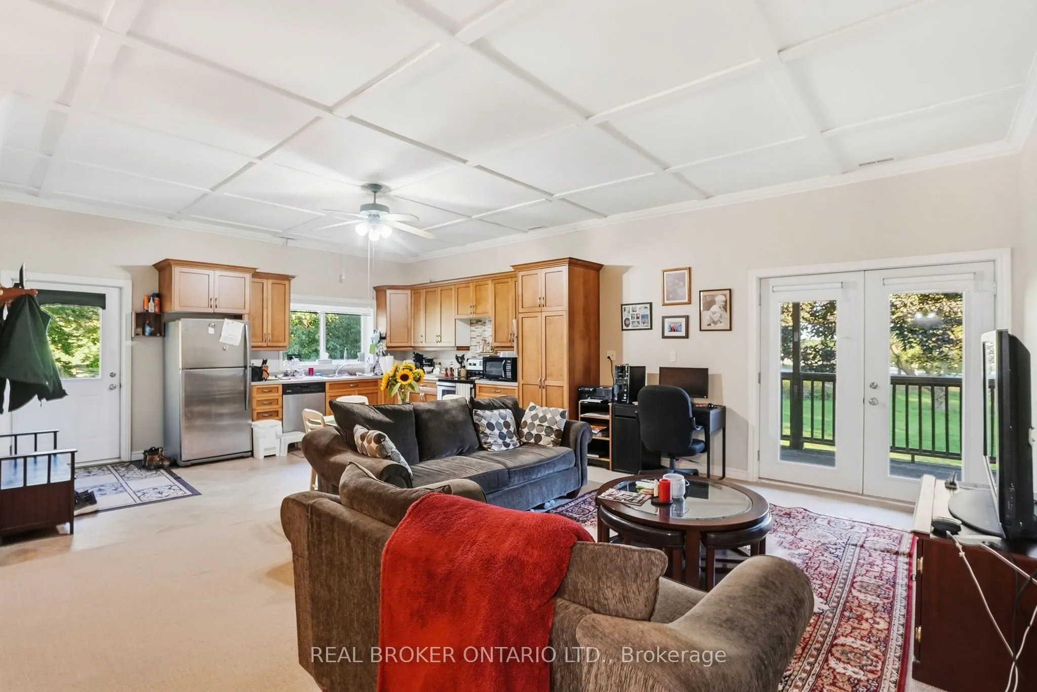 1694 CENTRE RD