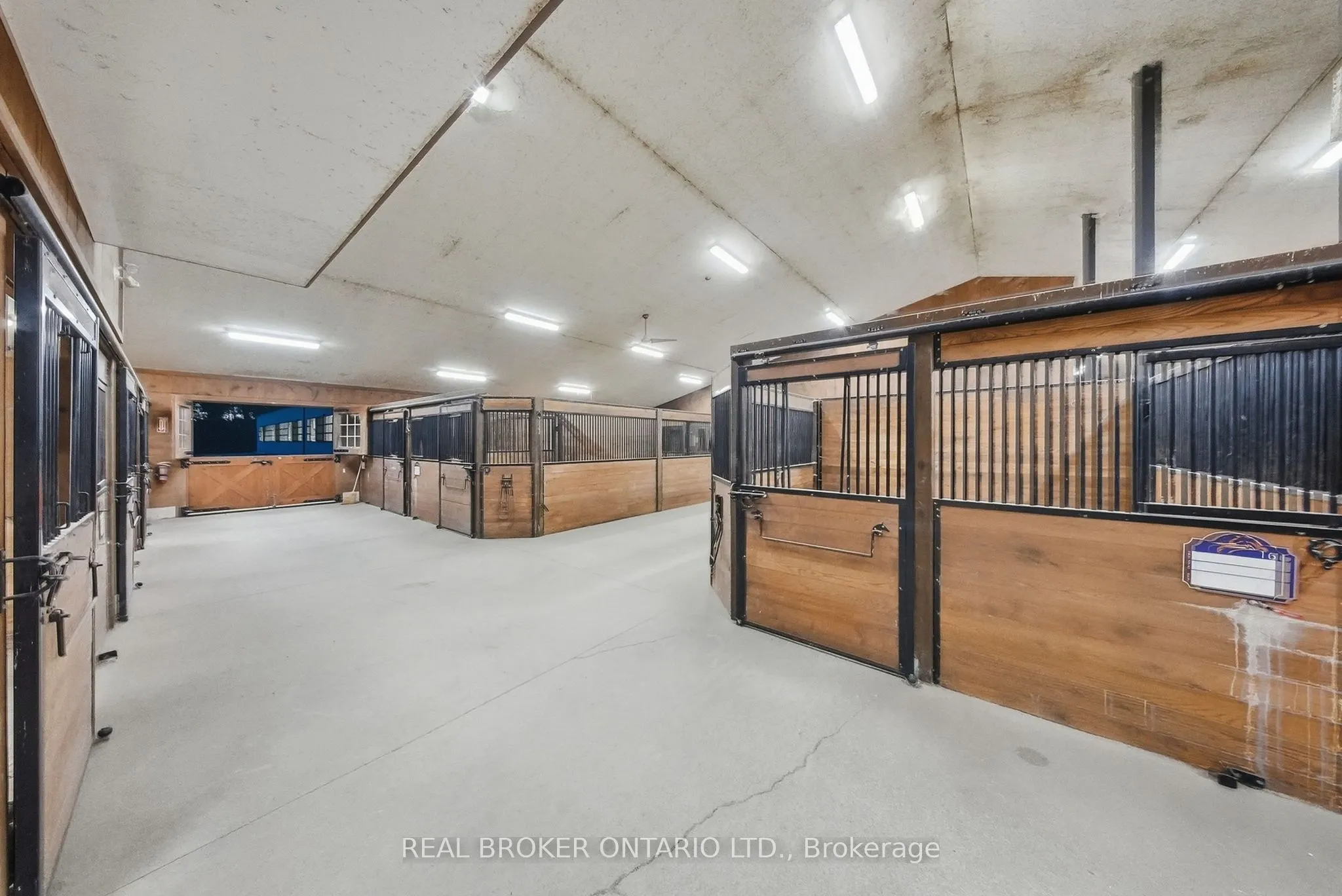 1694 CENTRE RD