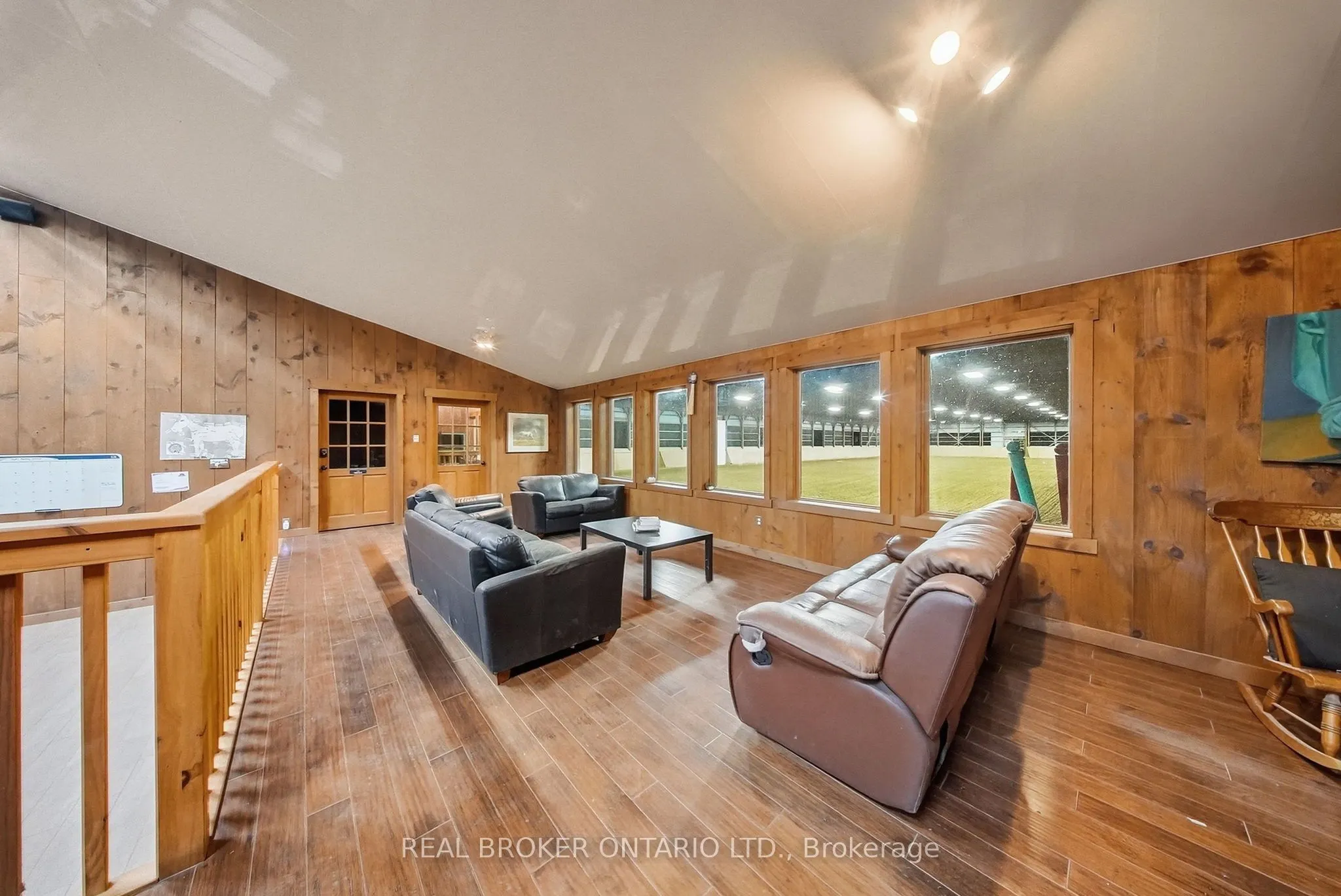 1694 CENTRE RD