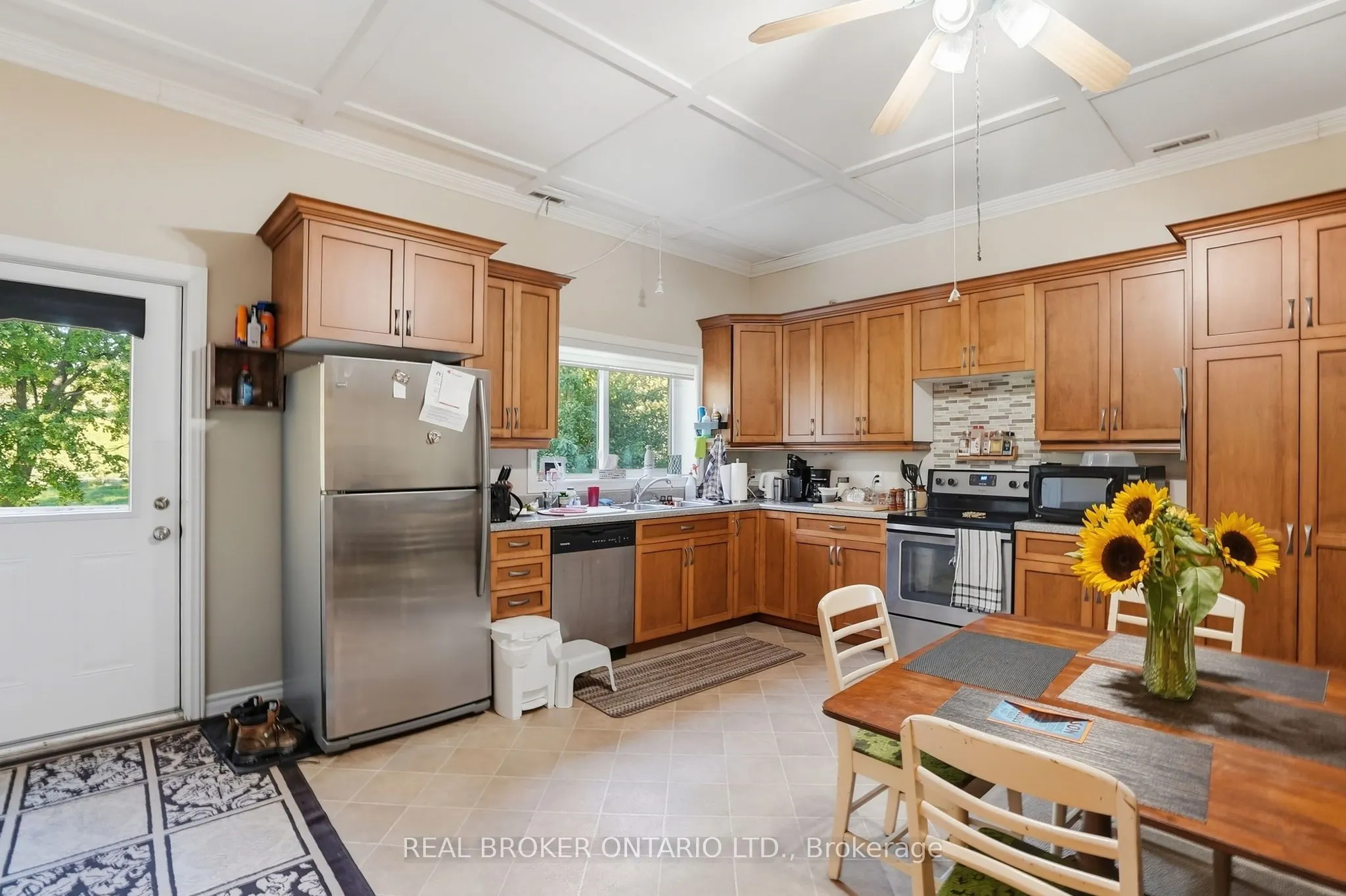 1694 CENTRE RD