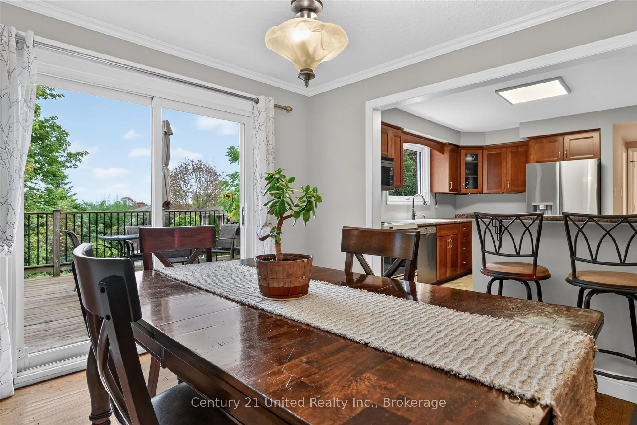 537 Montcalm Drive