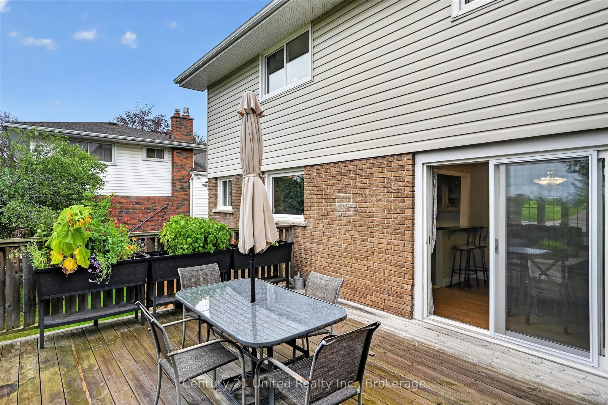 537 Montcalm Drive