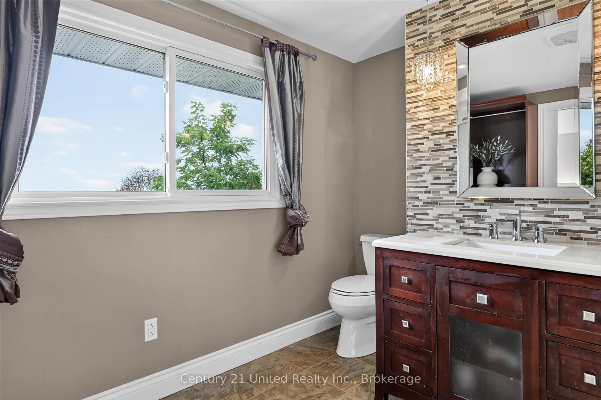 537 Montcalm Drive