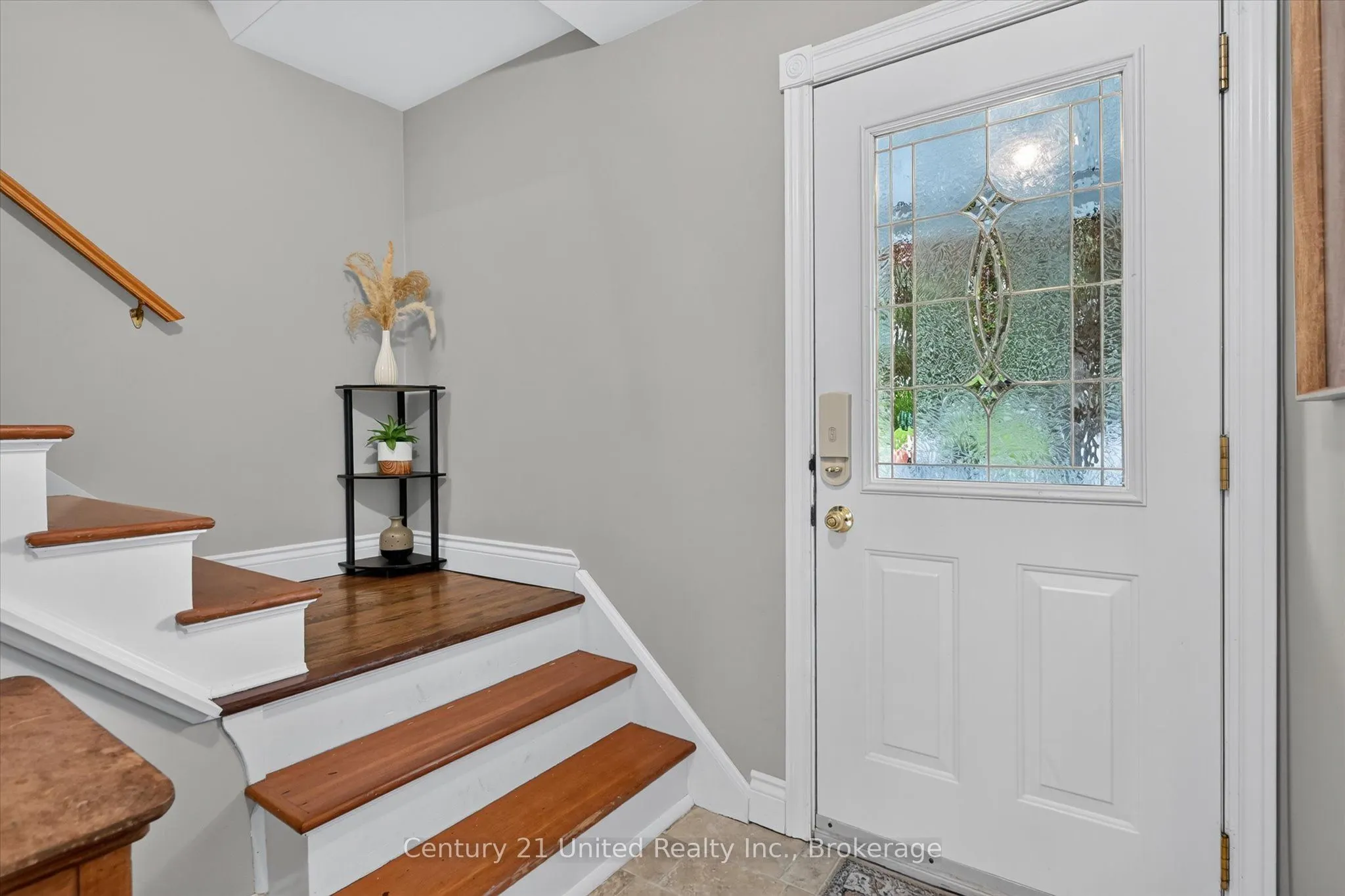 537 Montcalm Drive