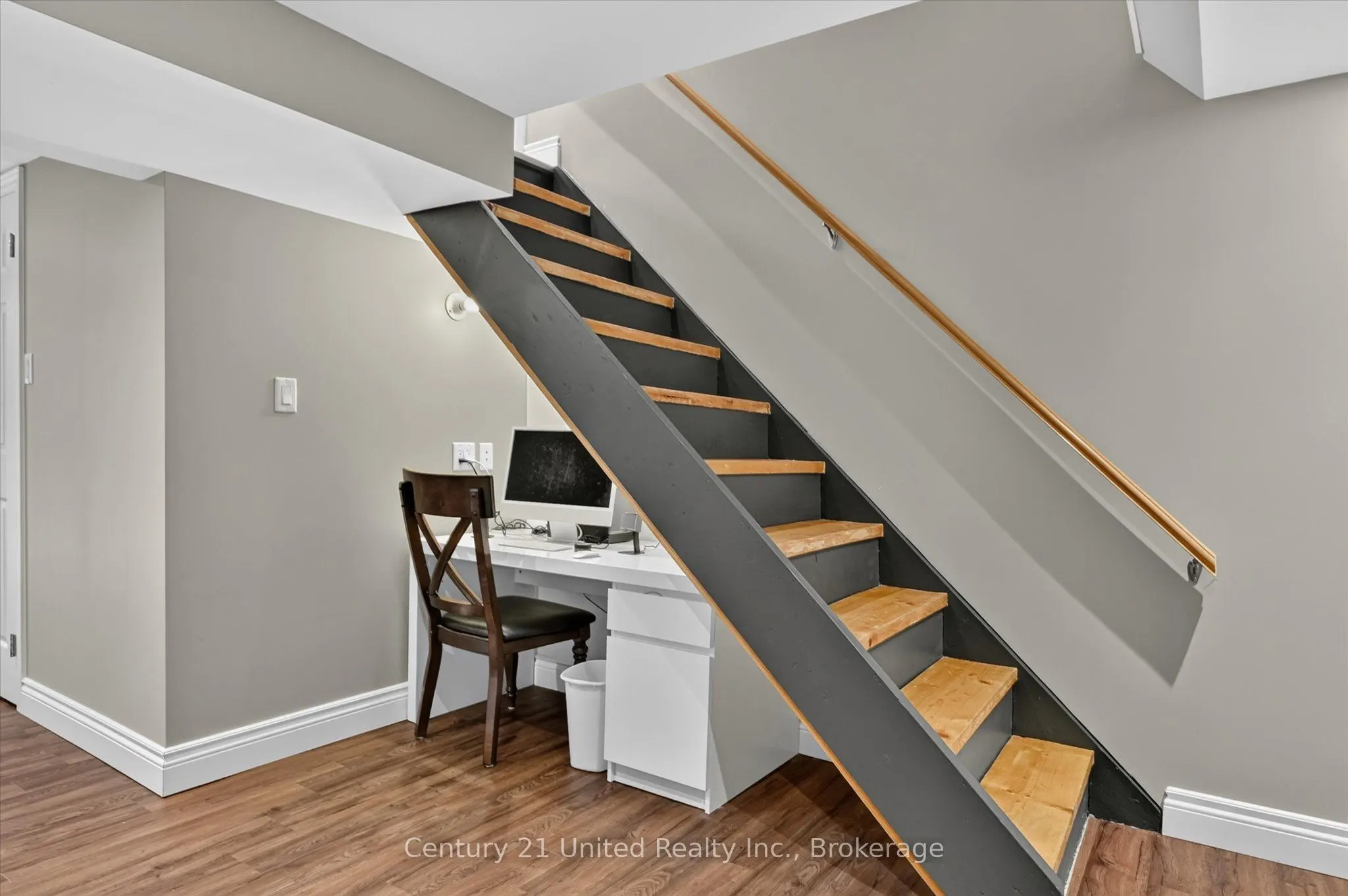 537 Montcalm Drive