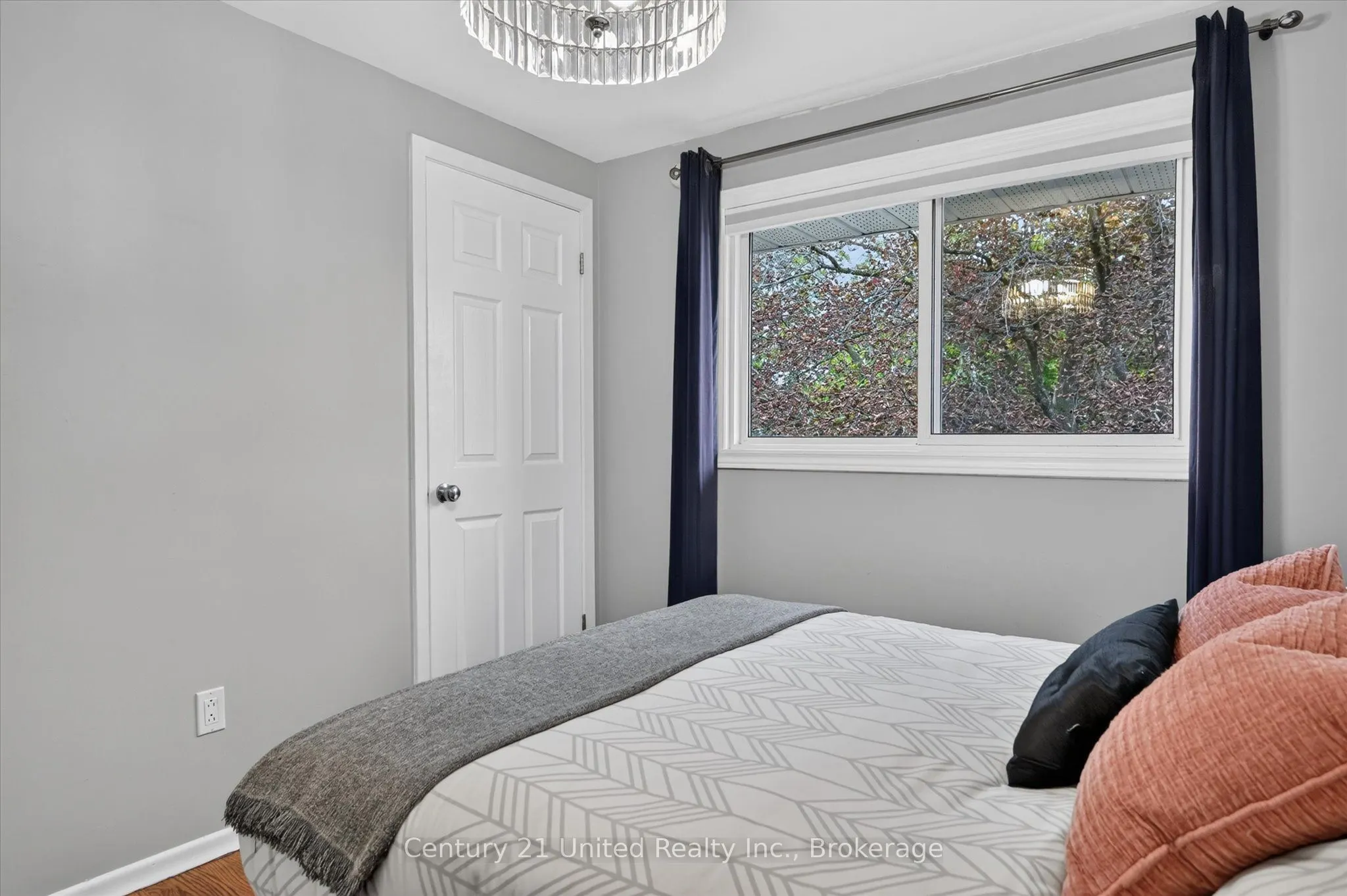537 Montcalm Drive
