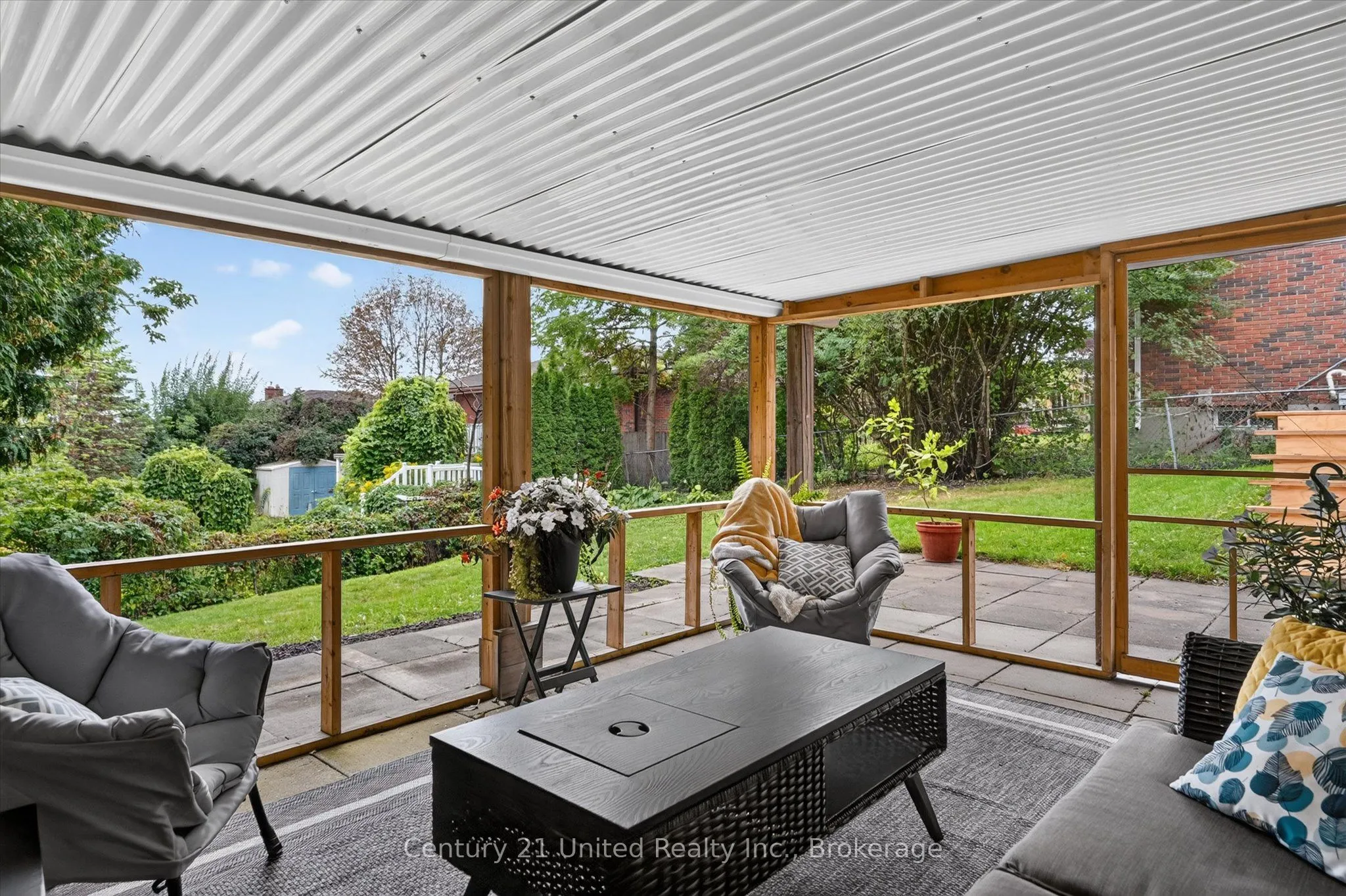537 Montcalm Drive