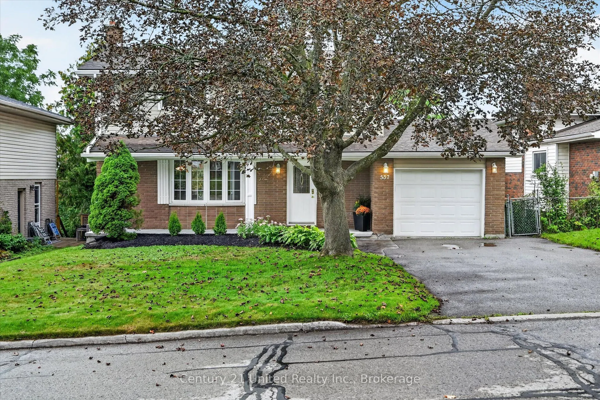 537 Montcalm Drive