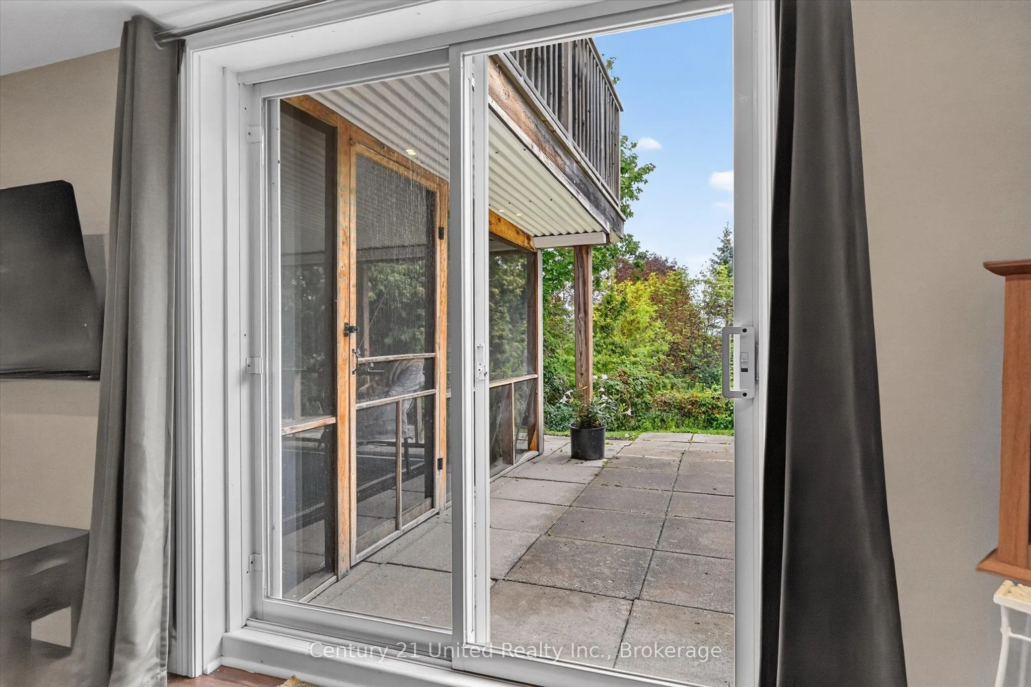 537 Montcalm Drive