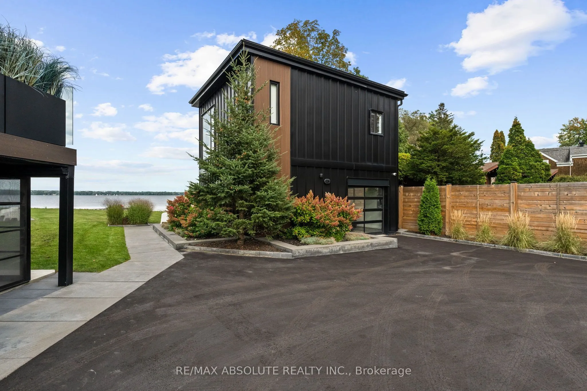 227 Grandview Road